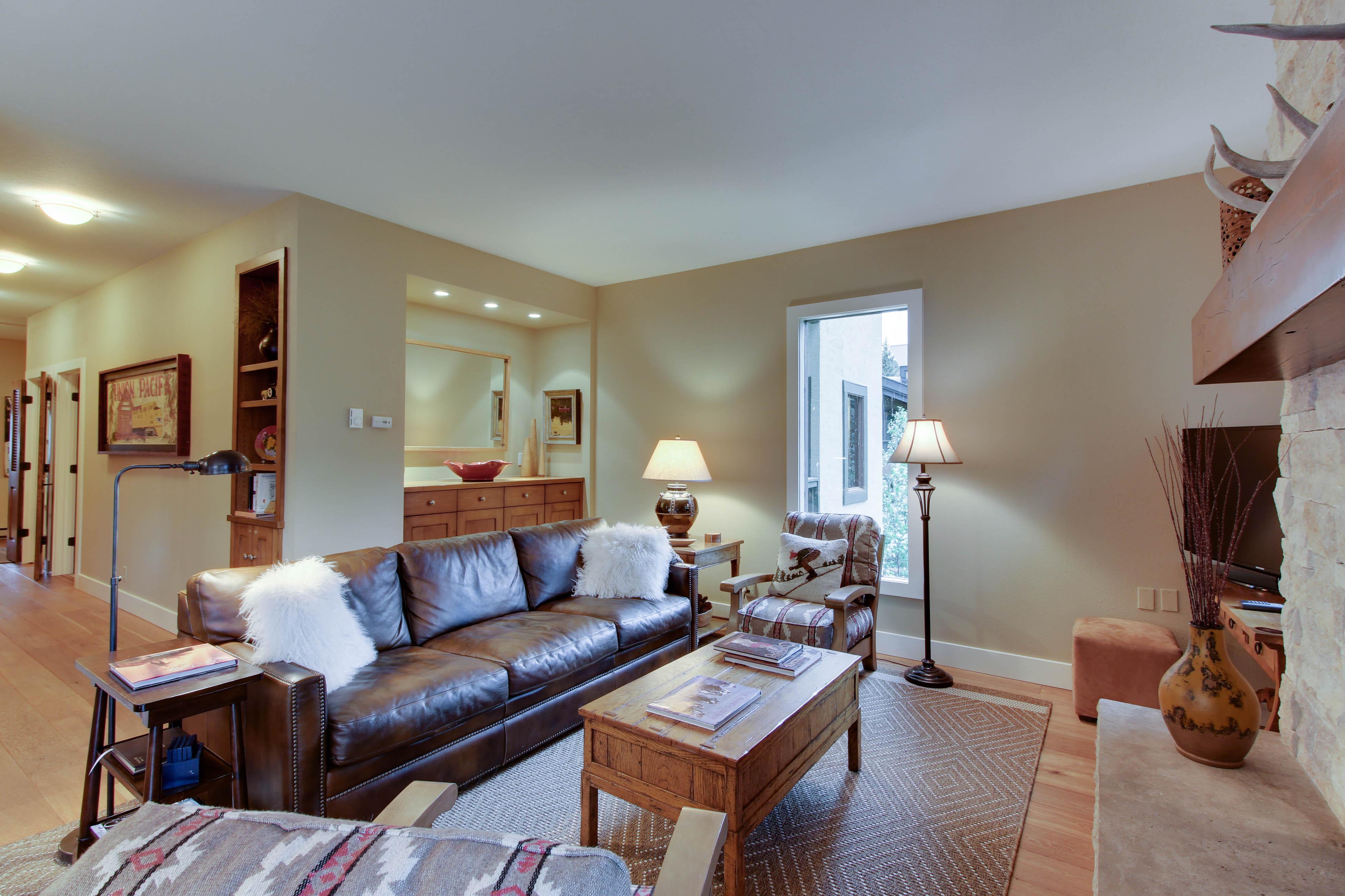 Wildflower Luxury 3BR 3BA Condo 5