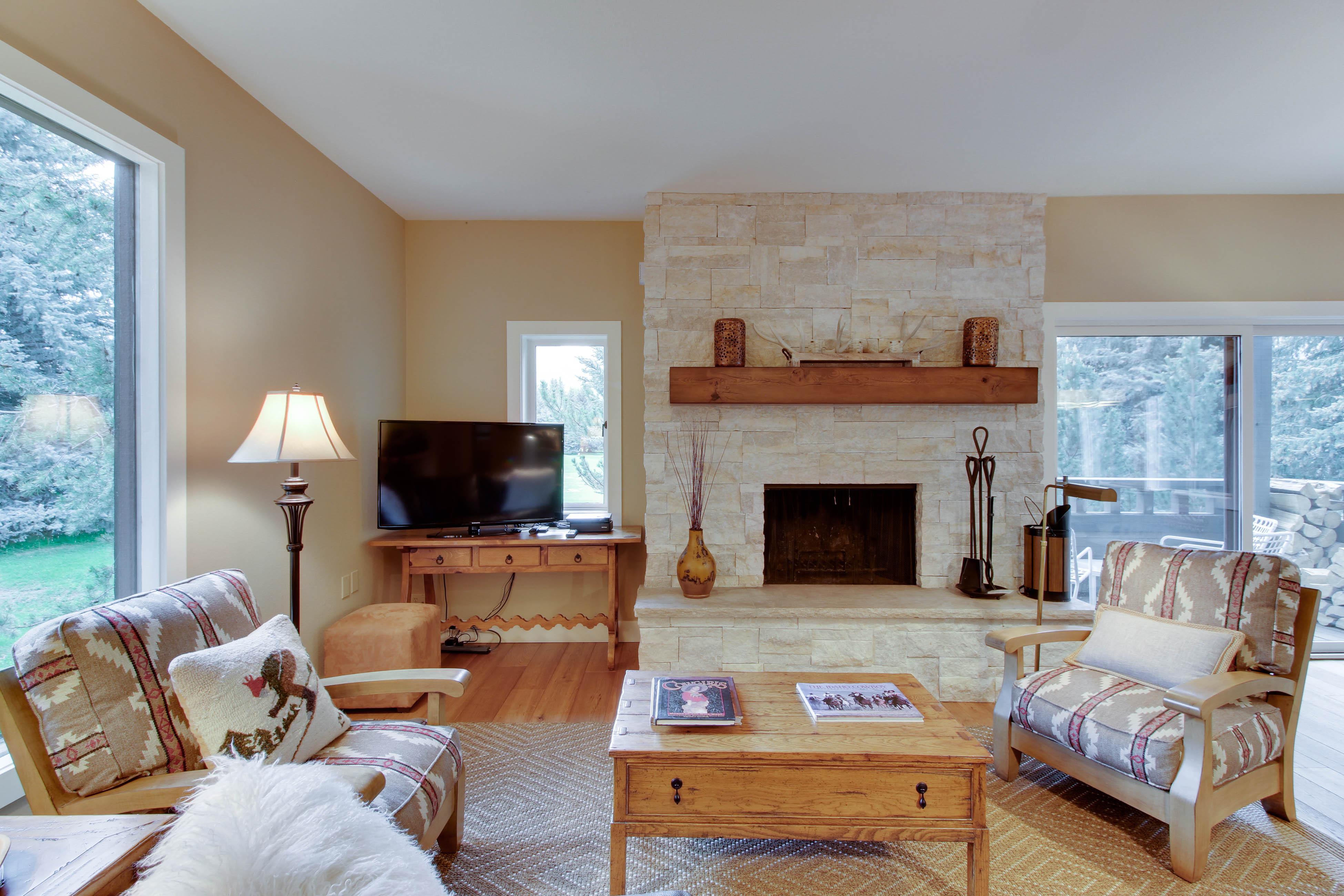 Wildflower Luxury 3BR 3BA Condo 4