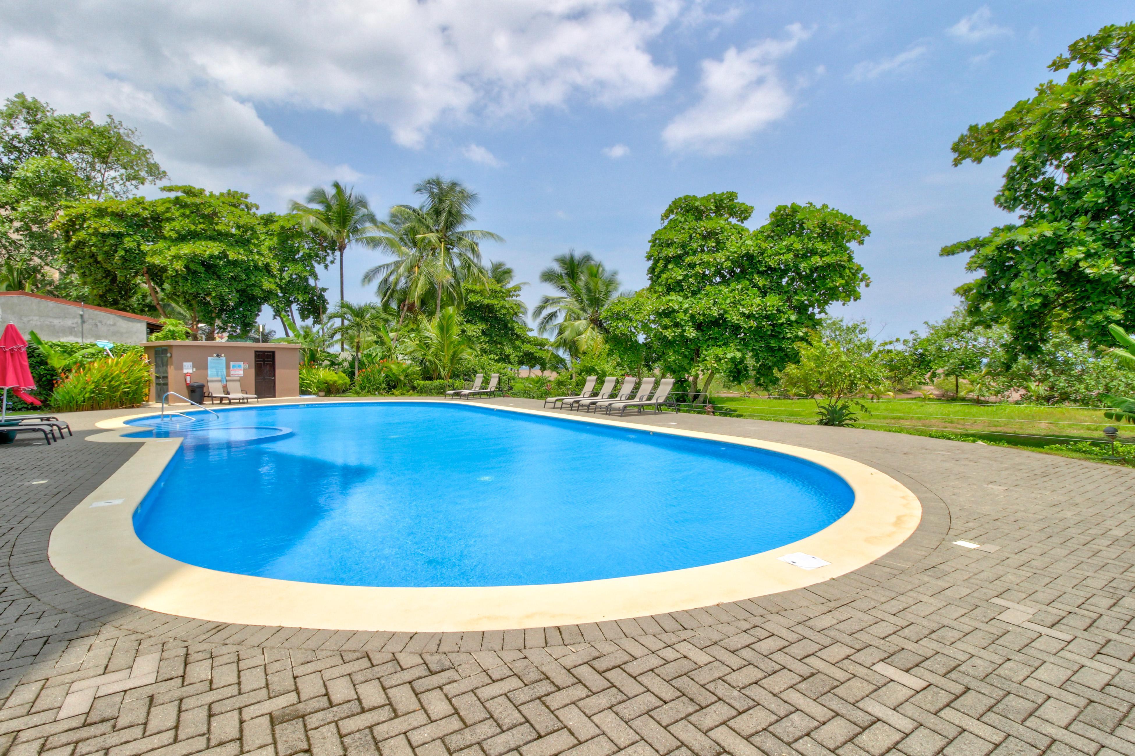 Breakwater Point 602 3