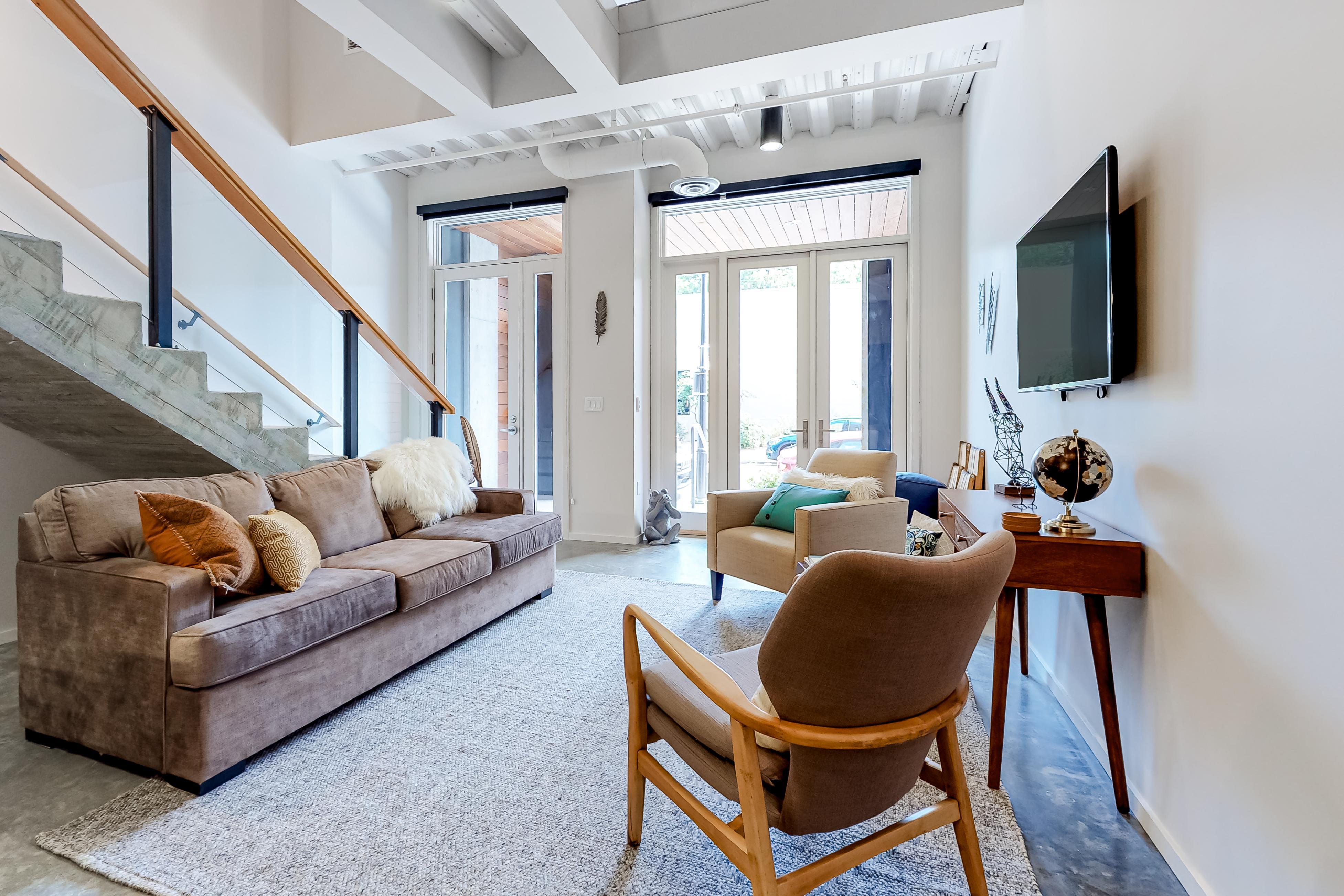 Rip City Downtown Digs - Q21 #2119 3