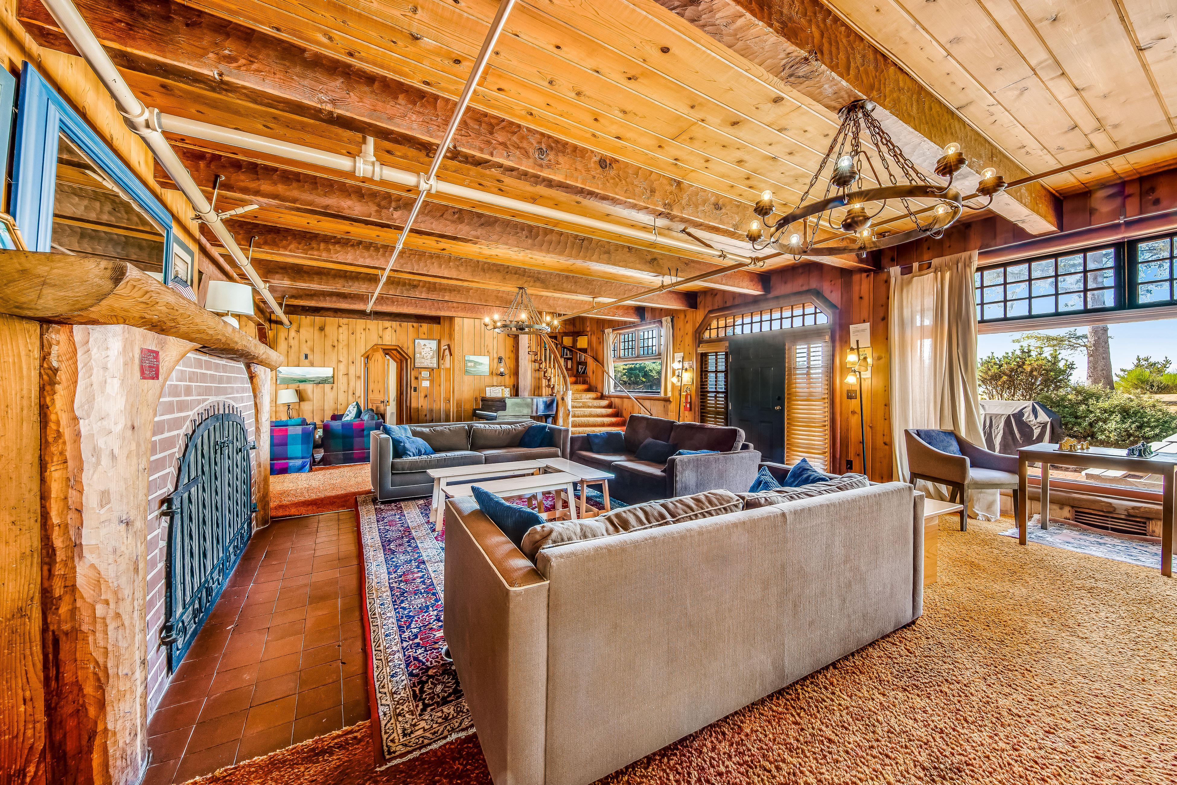 The Lodge at Little Beach 6