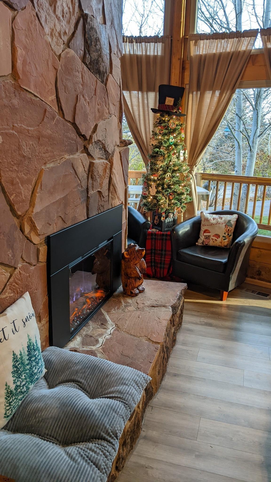 Aspen Hideaway Cabin | Photo 2