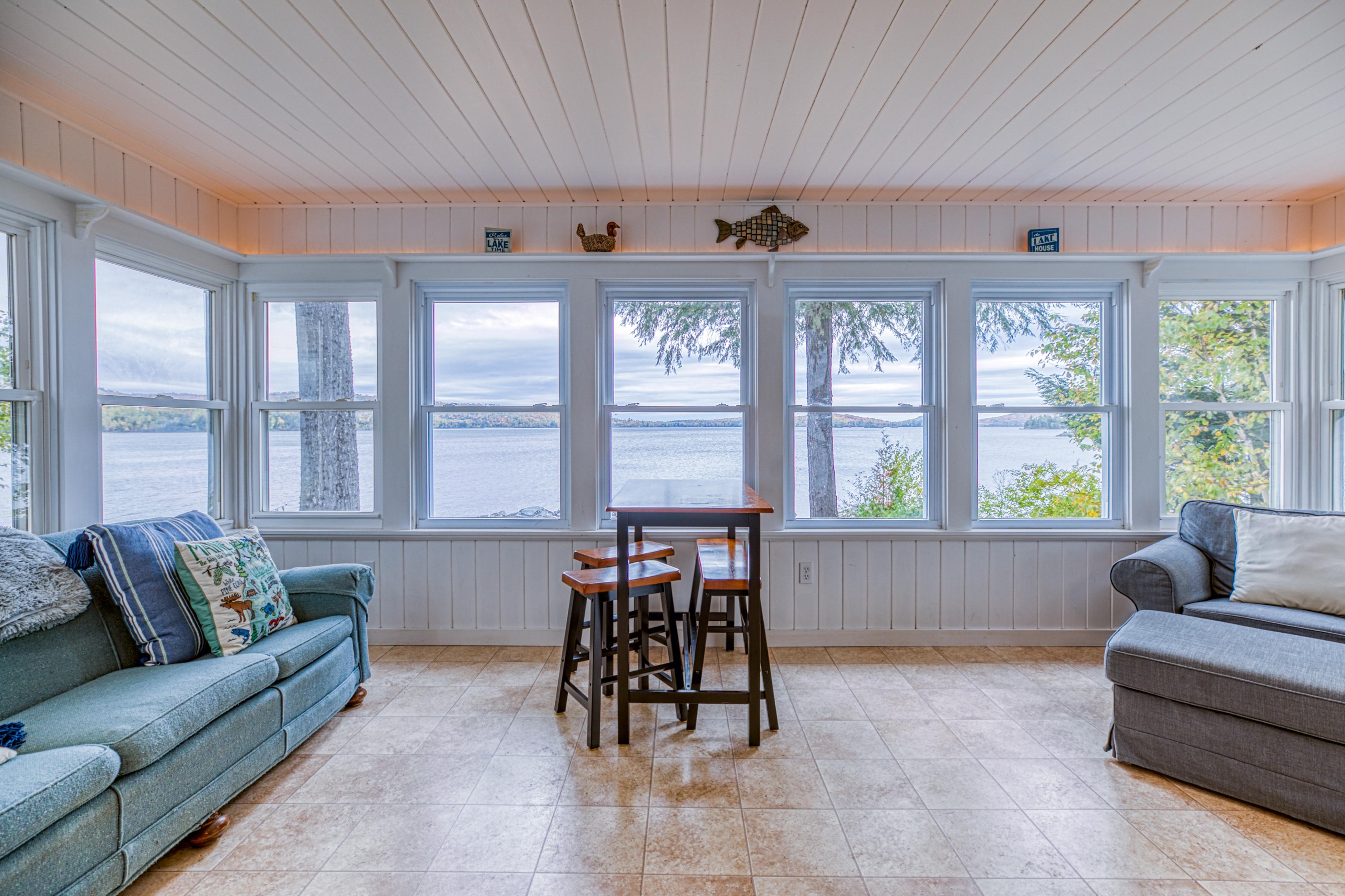 White Lobster Cottage 6