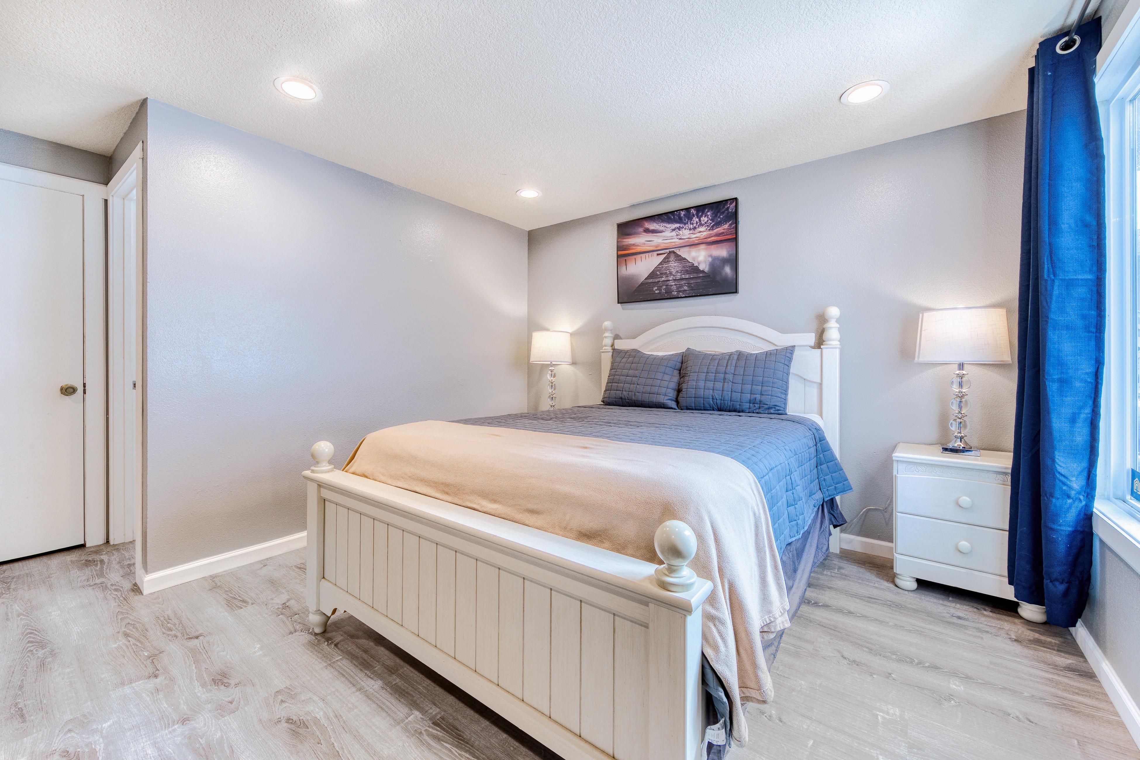 Sea Treasures Inn #115
