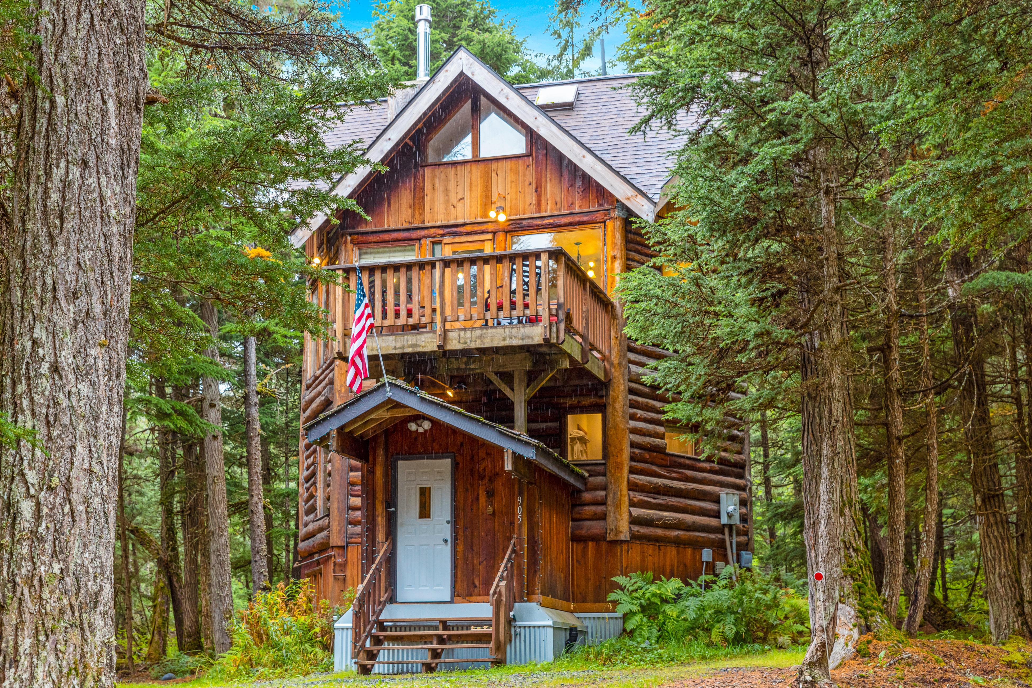 Cozy Tree & Ski House