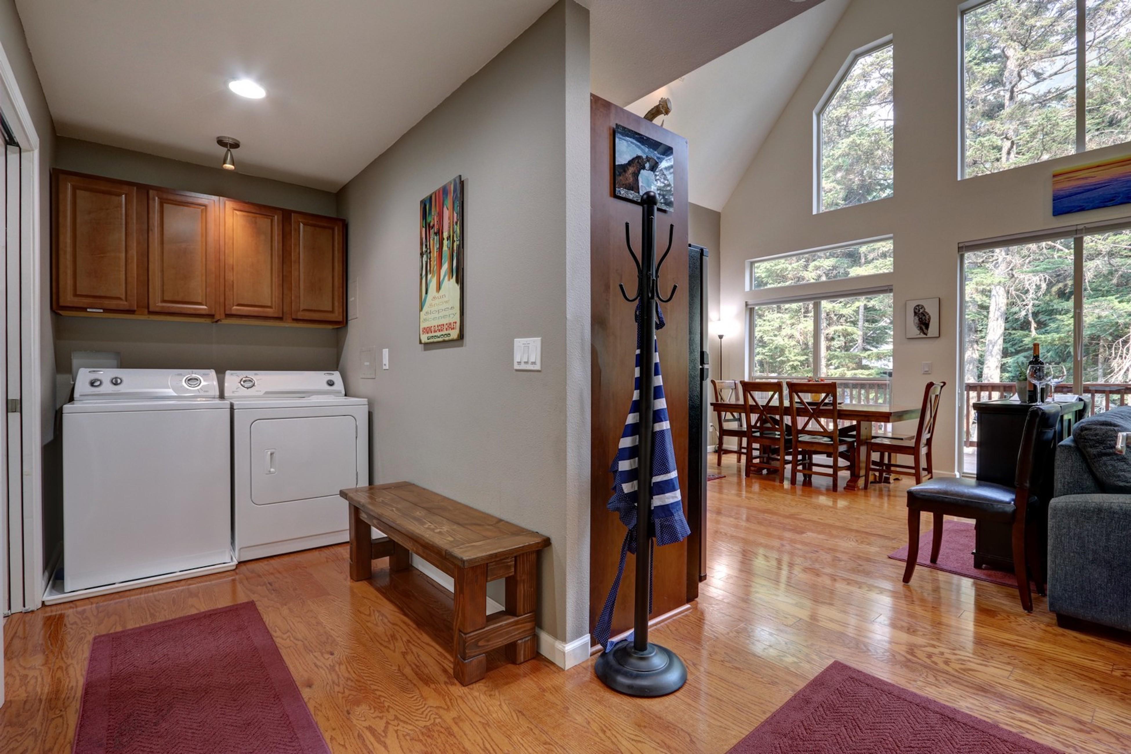 Hanging Glacier Chalet 6