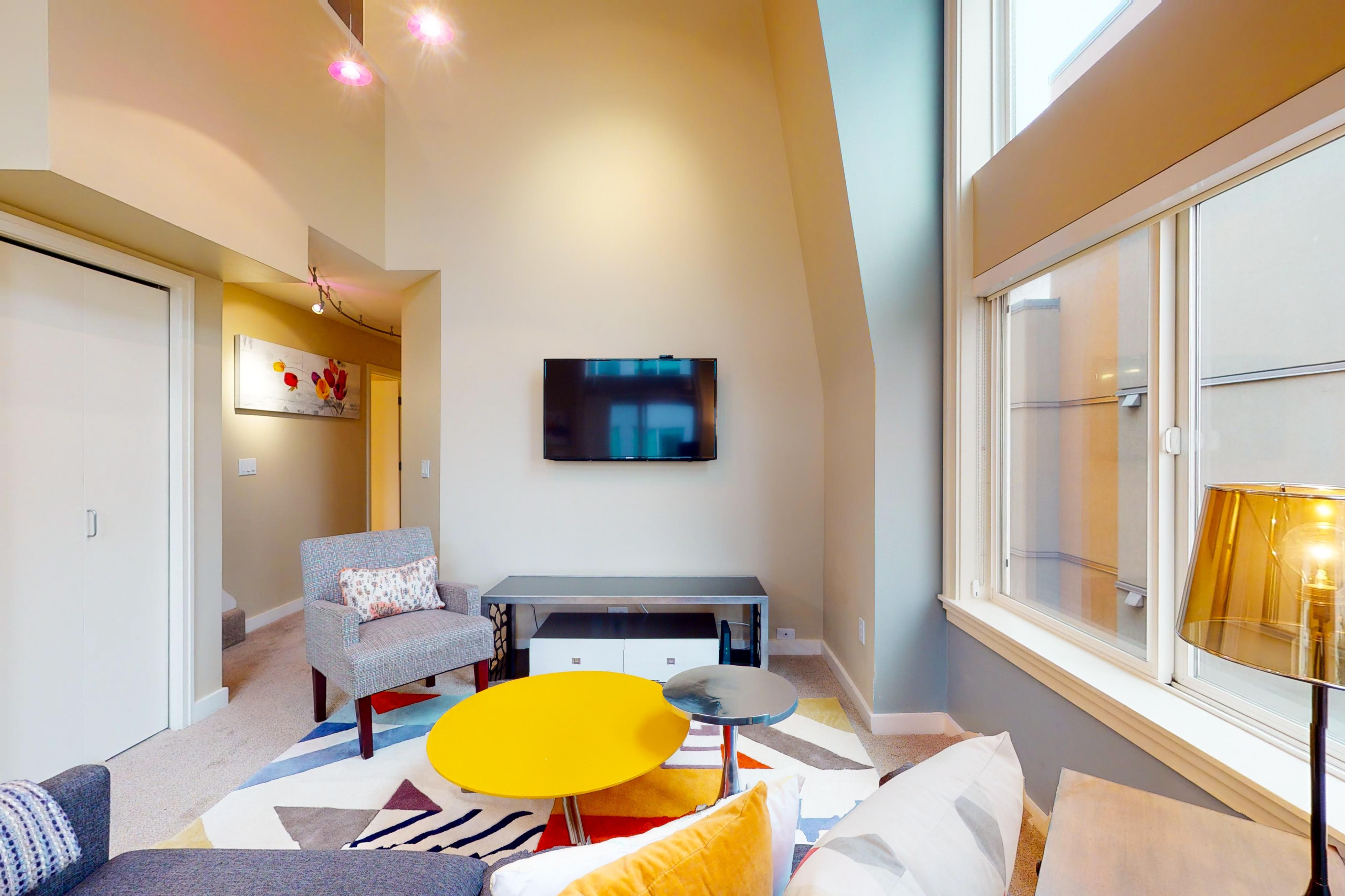 Belltown Court Sunset Penthouse 4