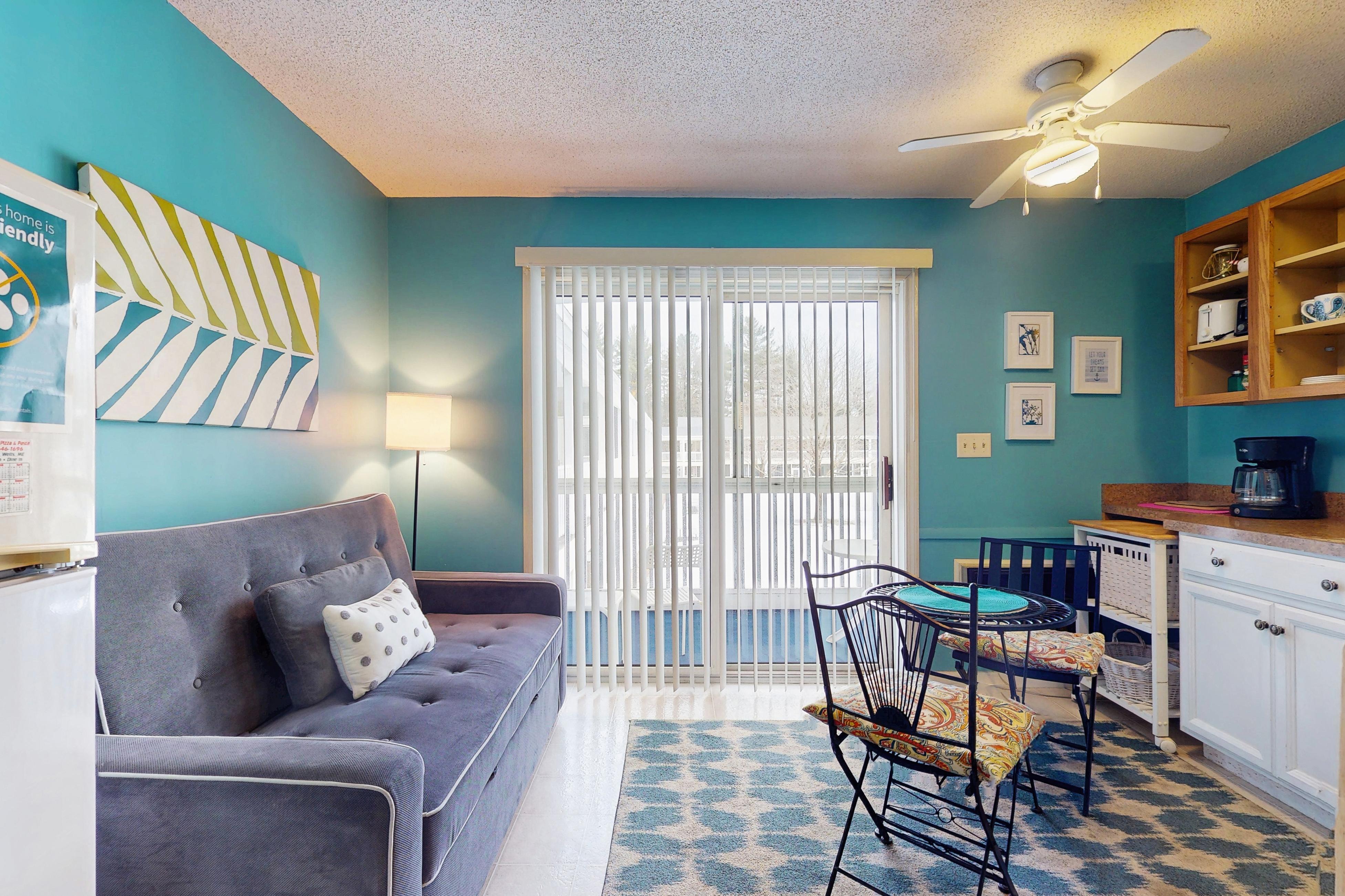 Wellington Manor 215 2