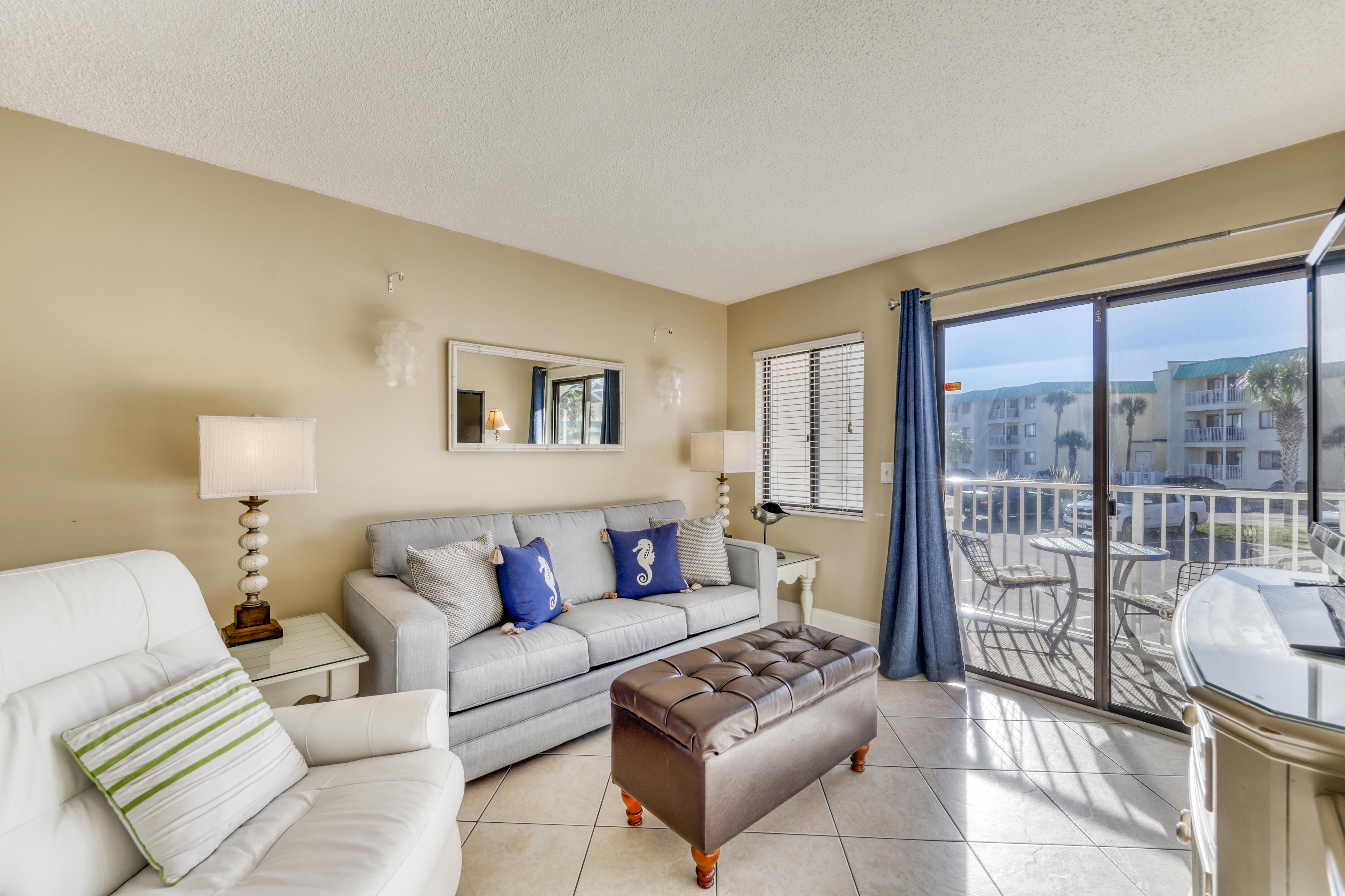 Plantation East #1112