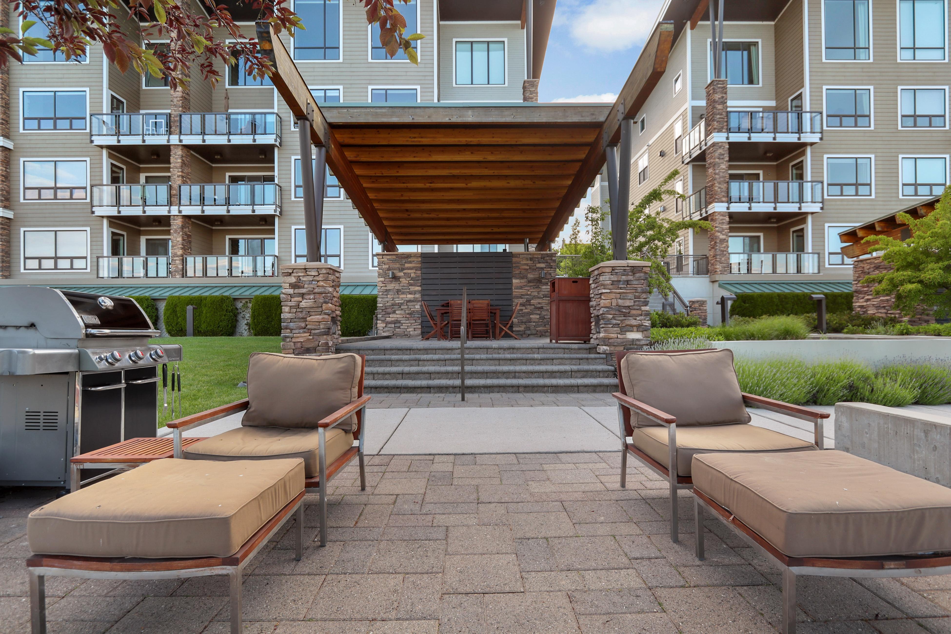 Seasons 331 - Penthouse 5