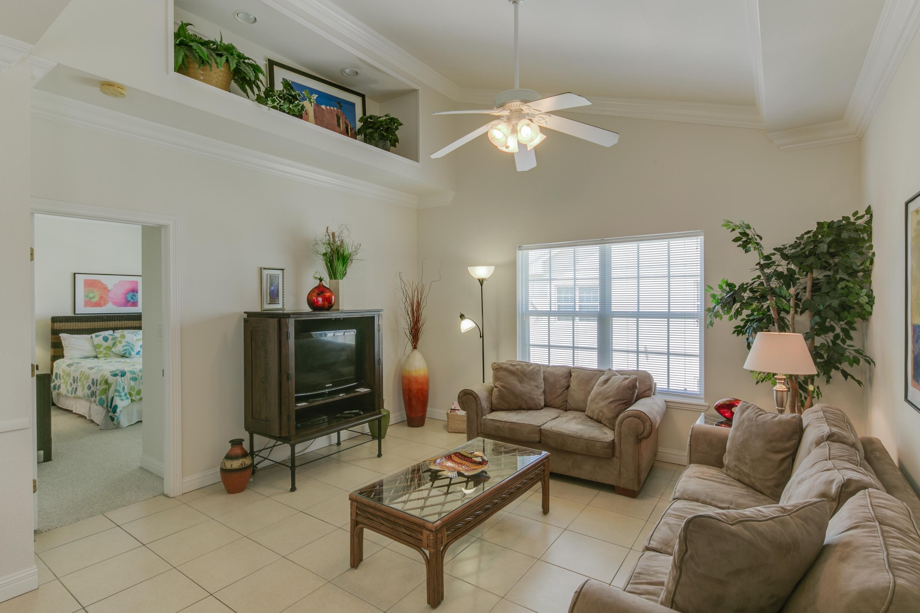 Cloud Dancer Condominiums 4 4