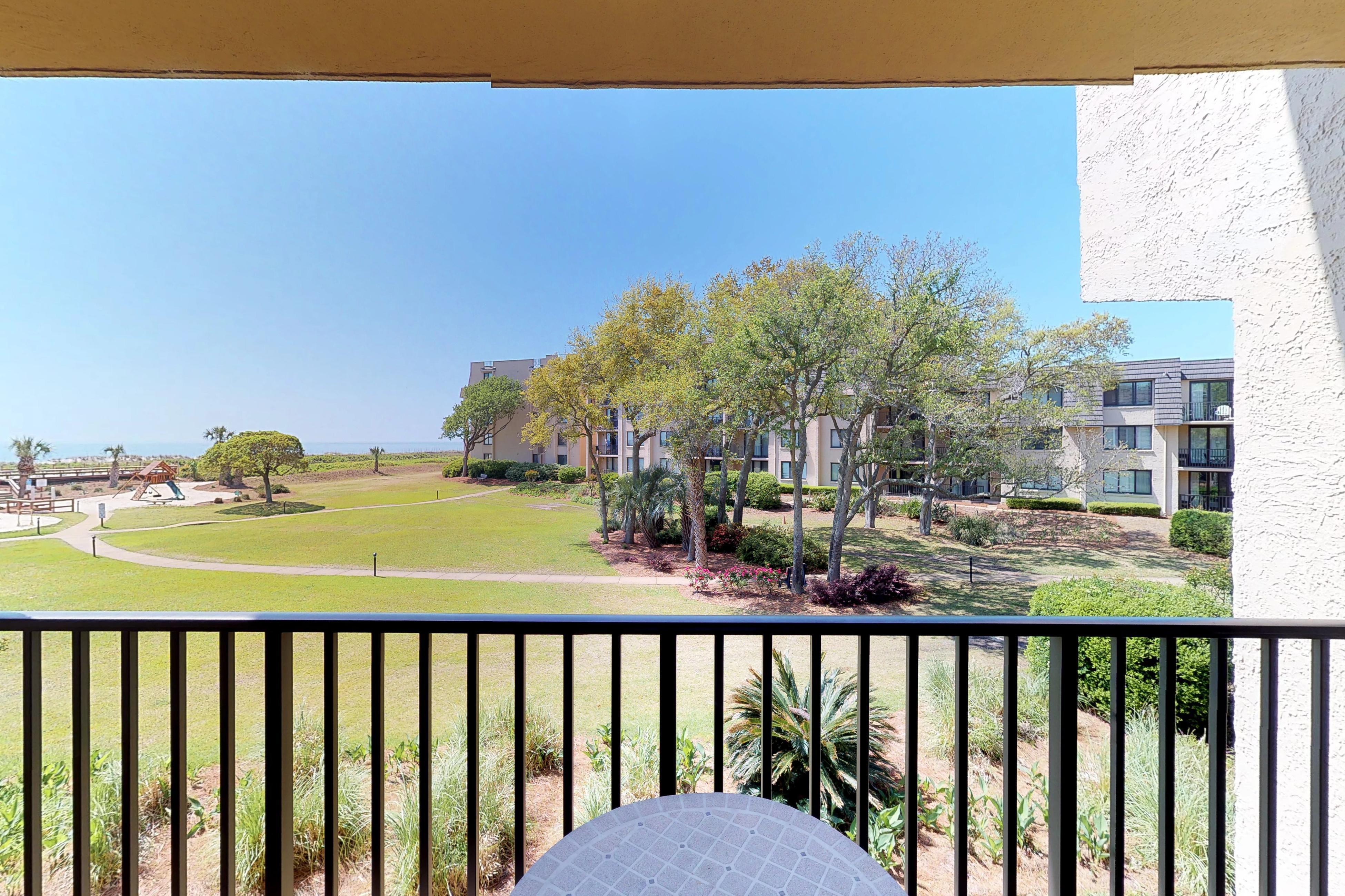 Island Club 3204