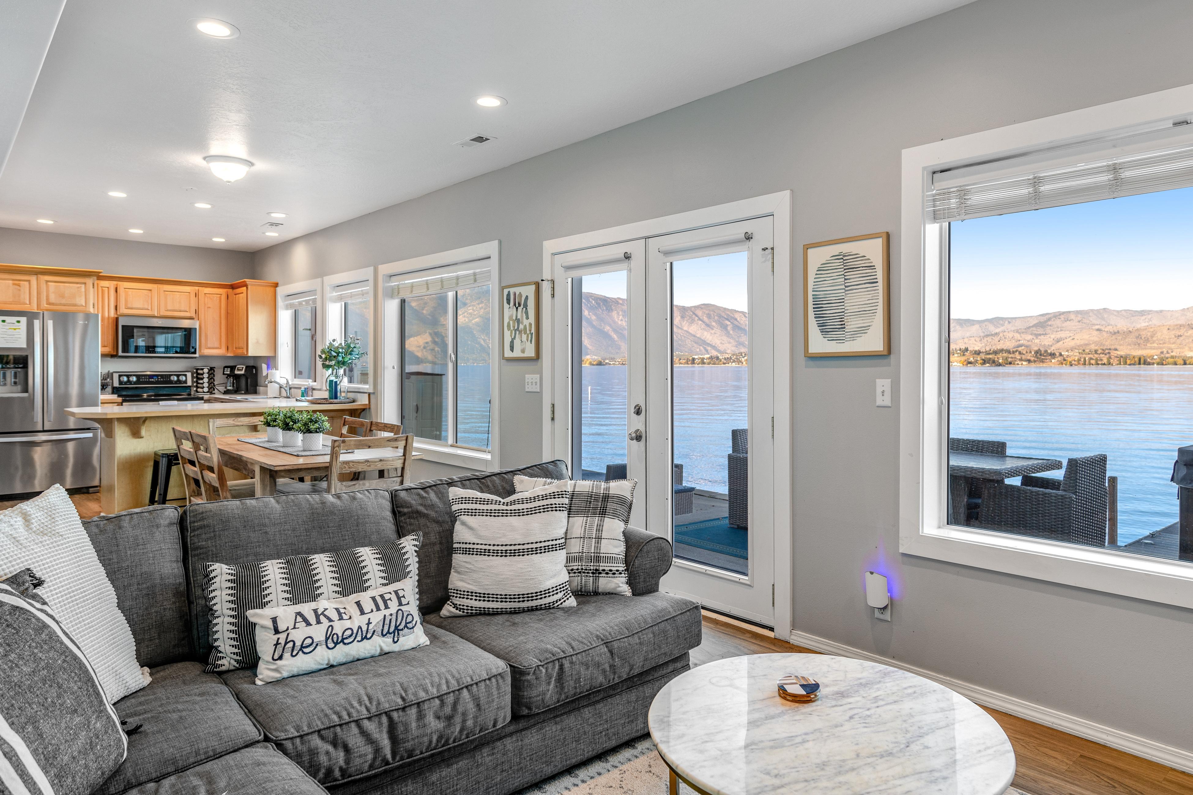 Lake's Edge Landing 6