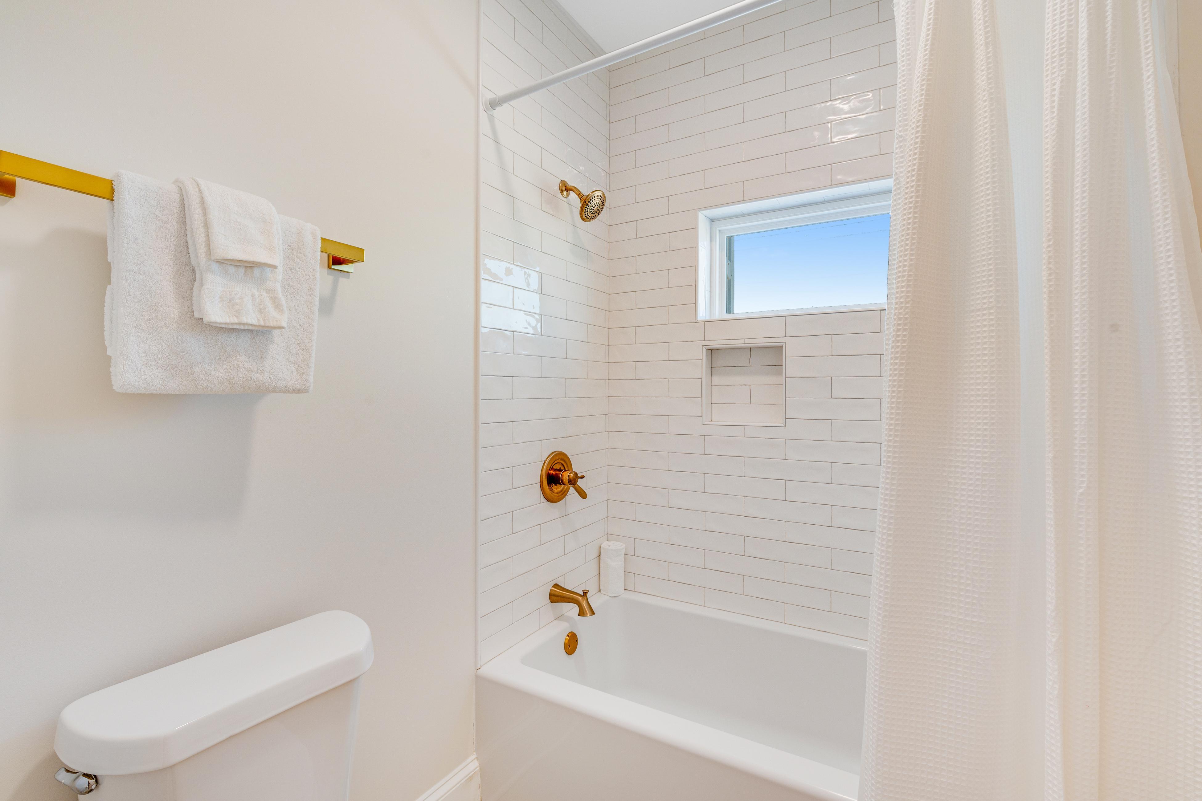 Paradox Paradise | Photo 24