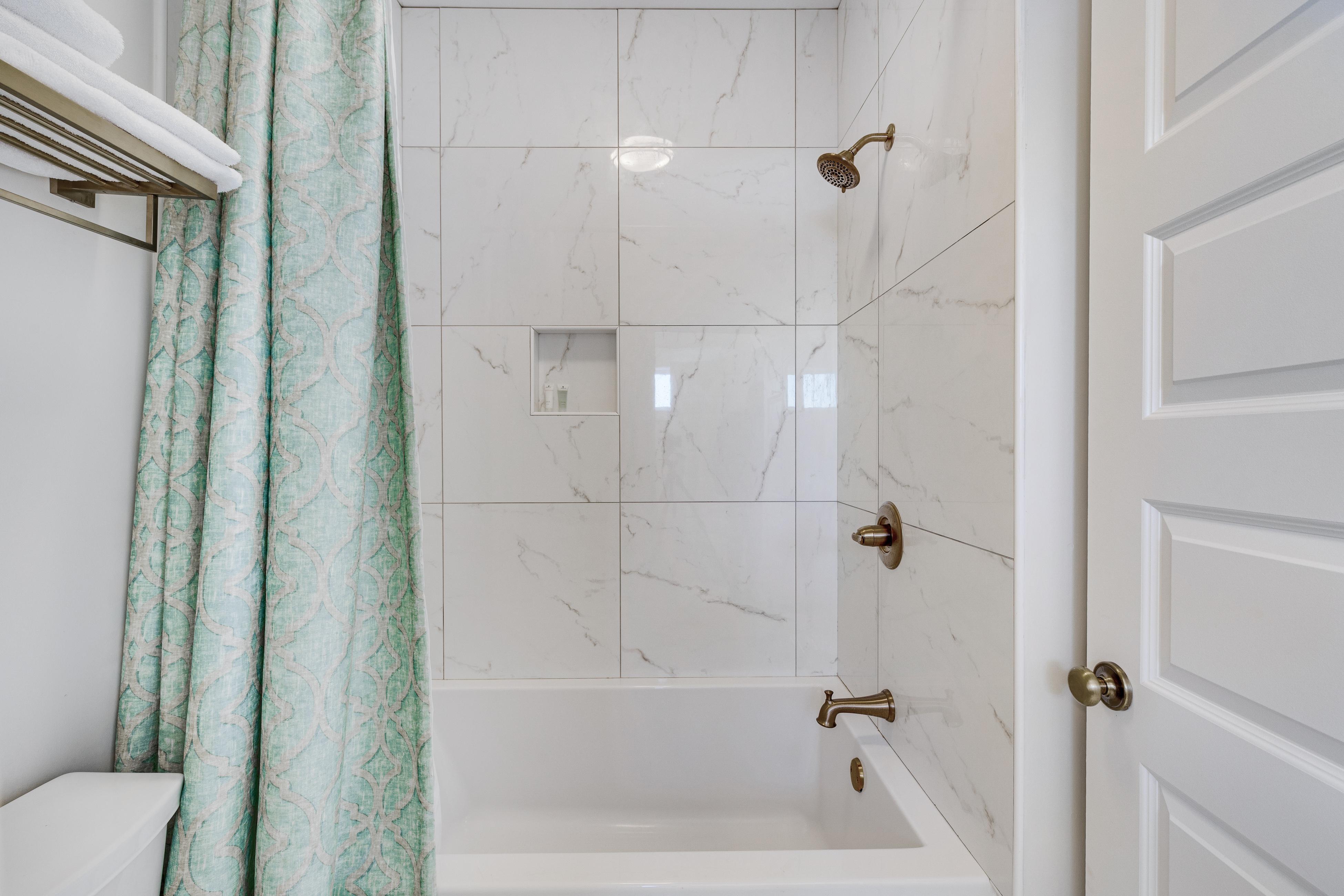 Paradox Paradise | Photo 43