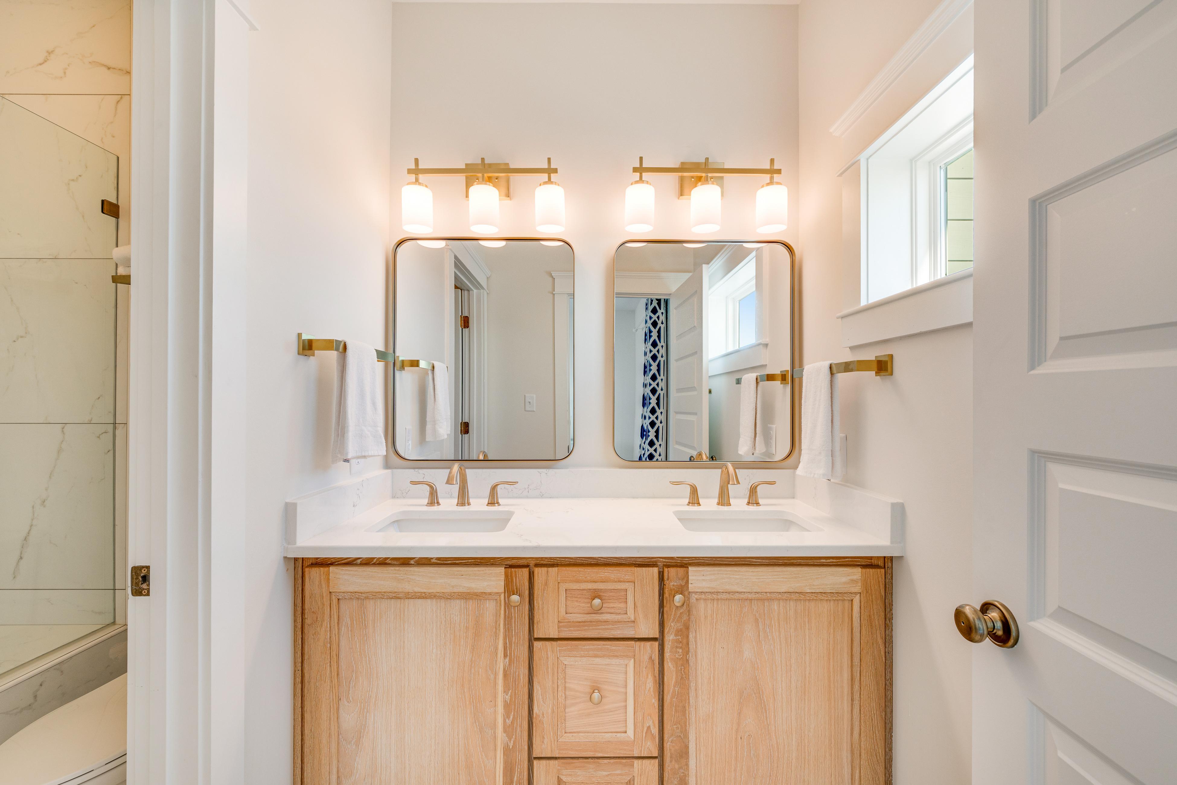 Paradox Paradise | Photo 37