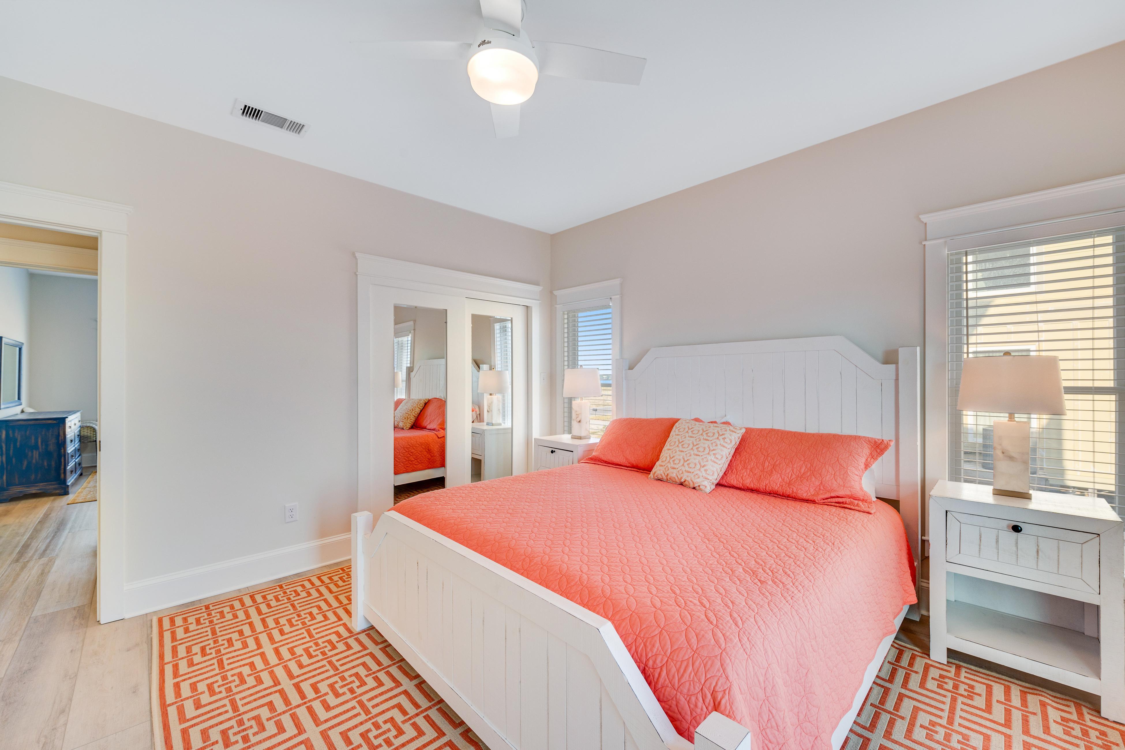 Paradox Paradise | Photo 27