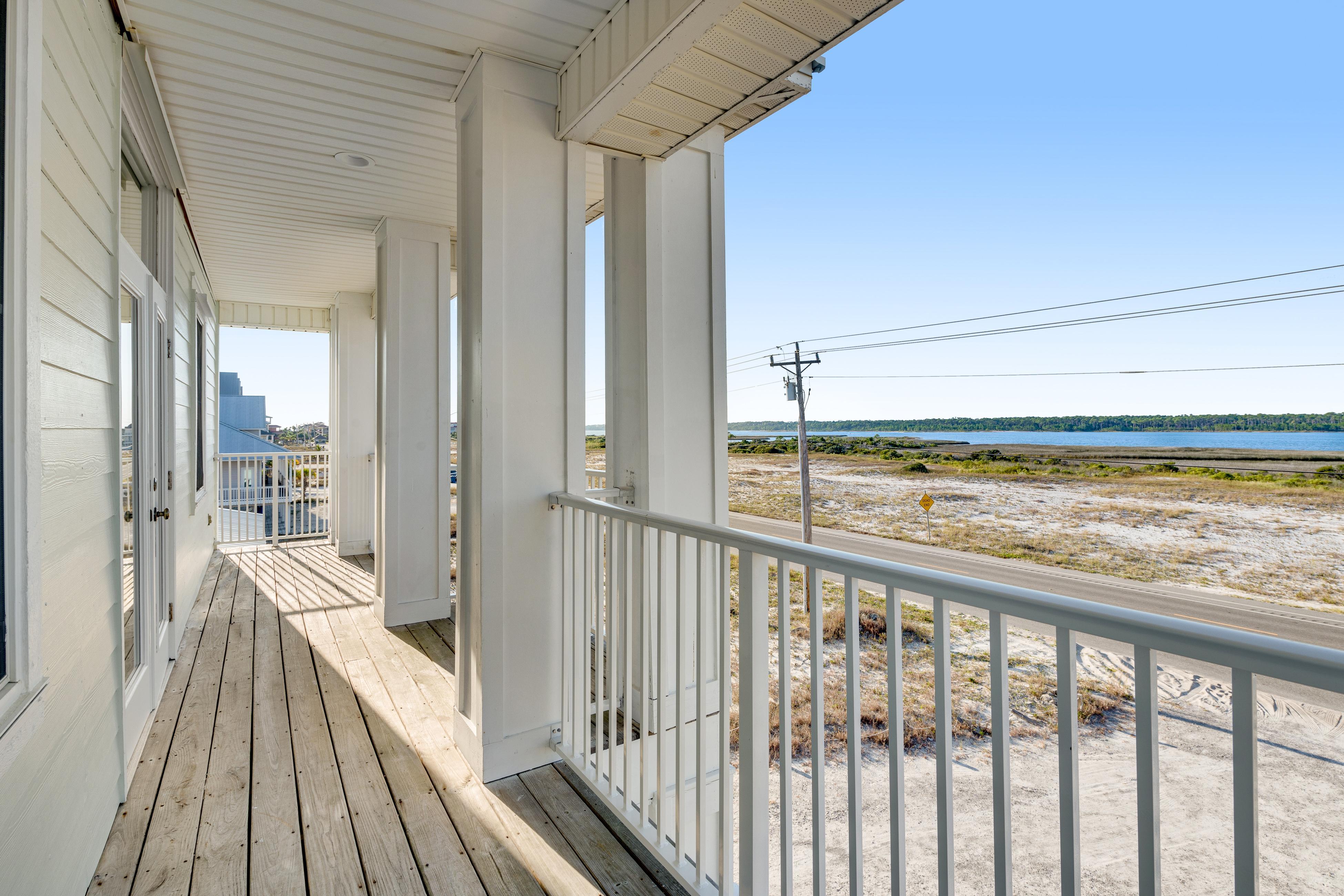 Paradox Paradise | Photo 44