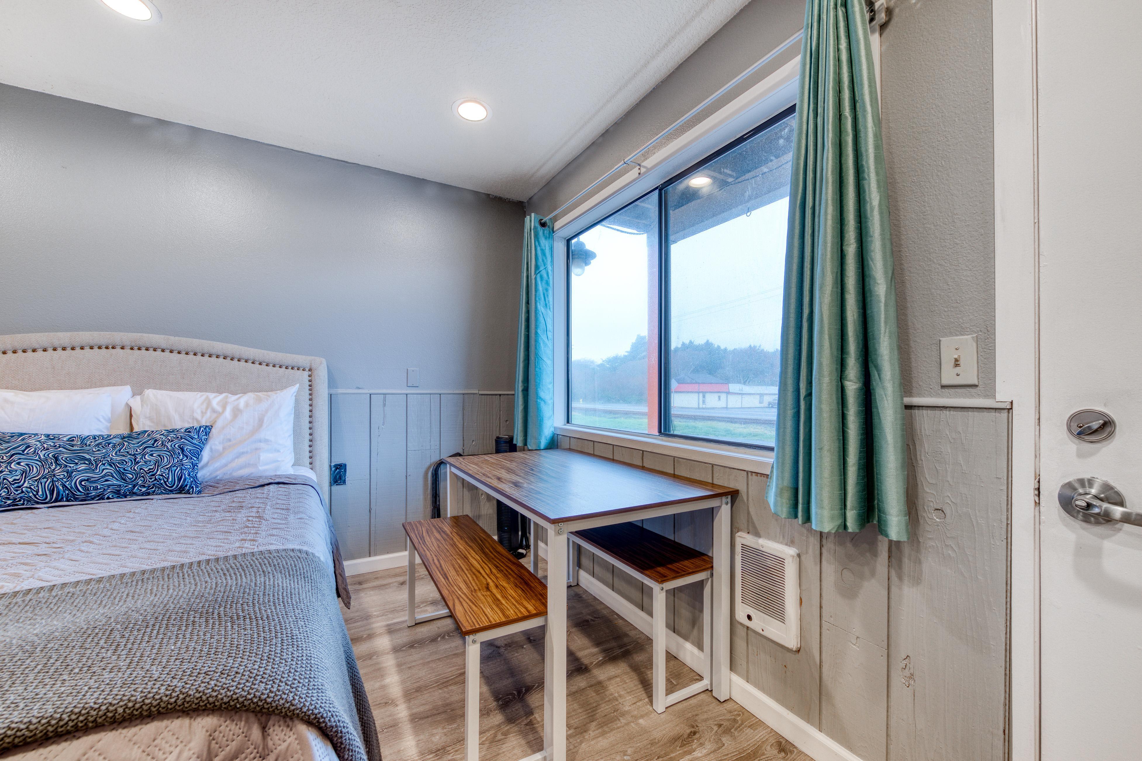 Sea Treasures Inn #104 | Photo 3