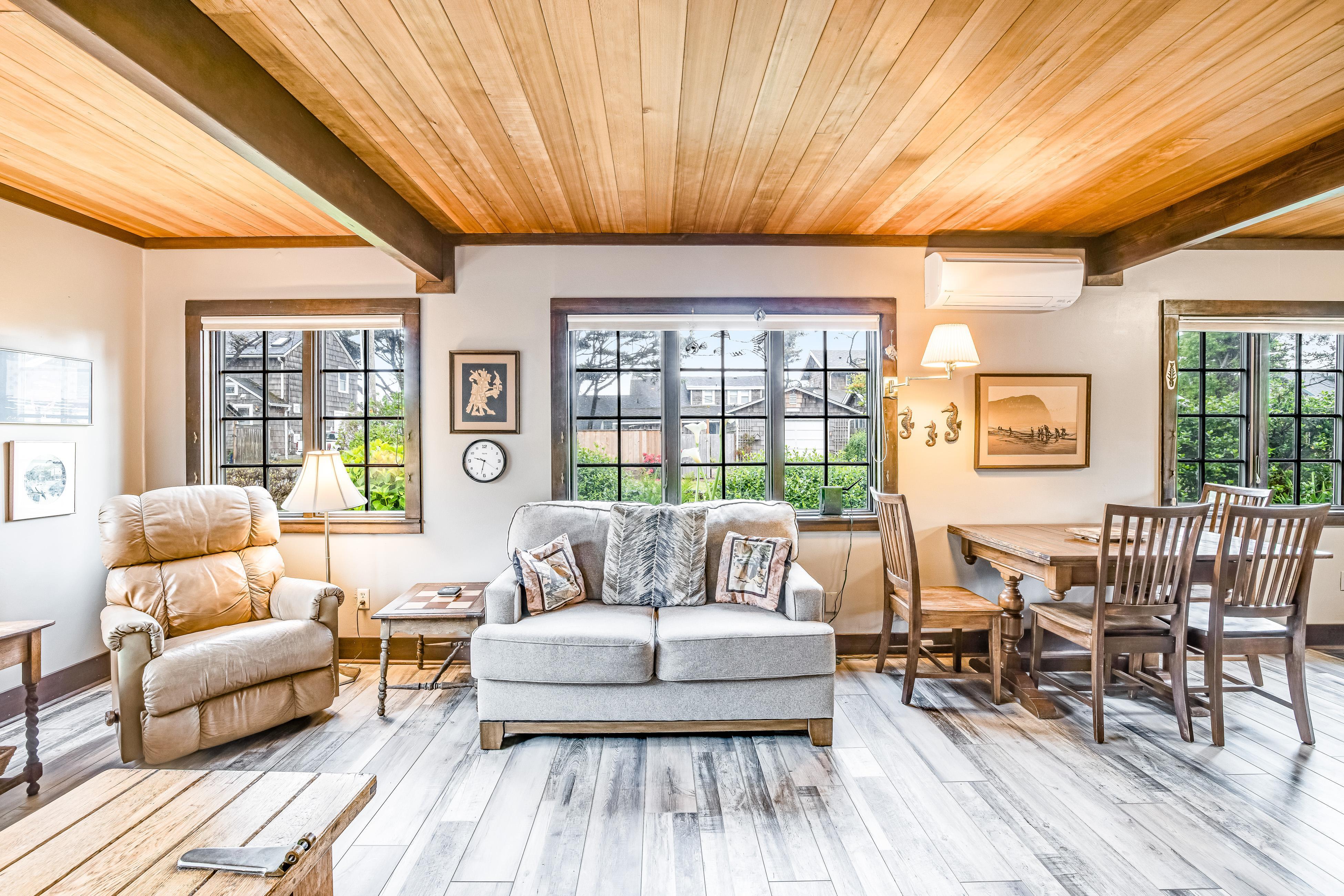 Historic Haystack Cabin | Photo 2