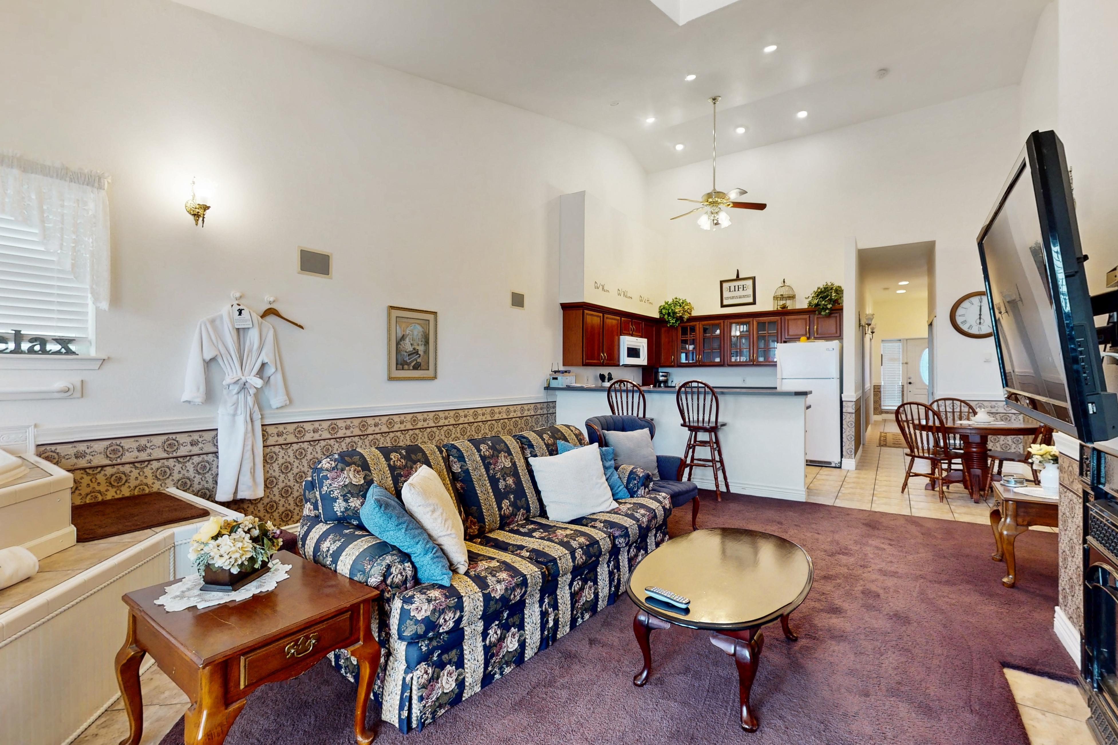 The Richmond at Judith Ann Inn 2