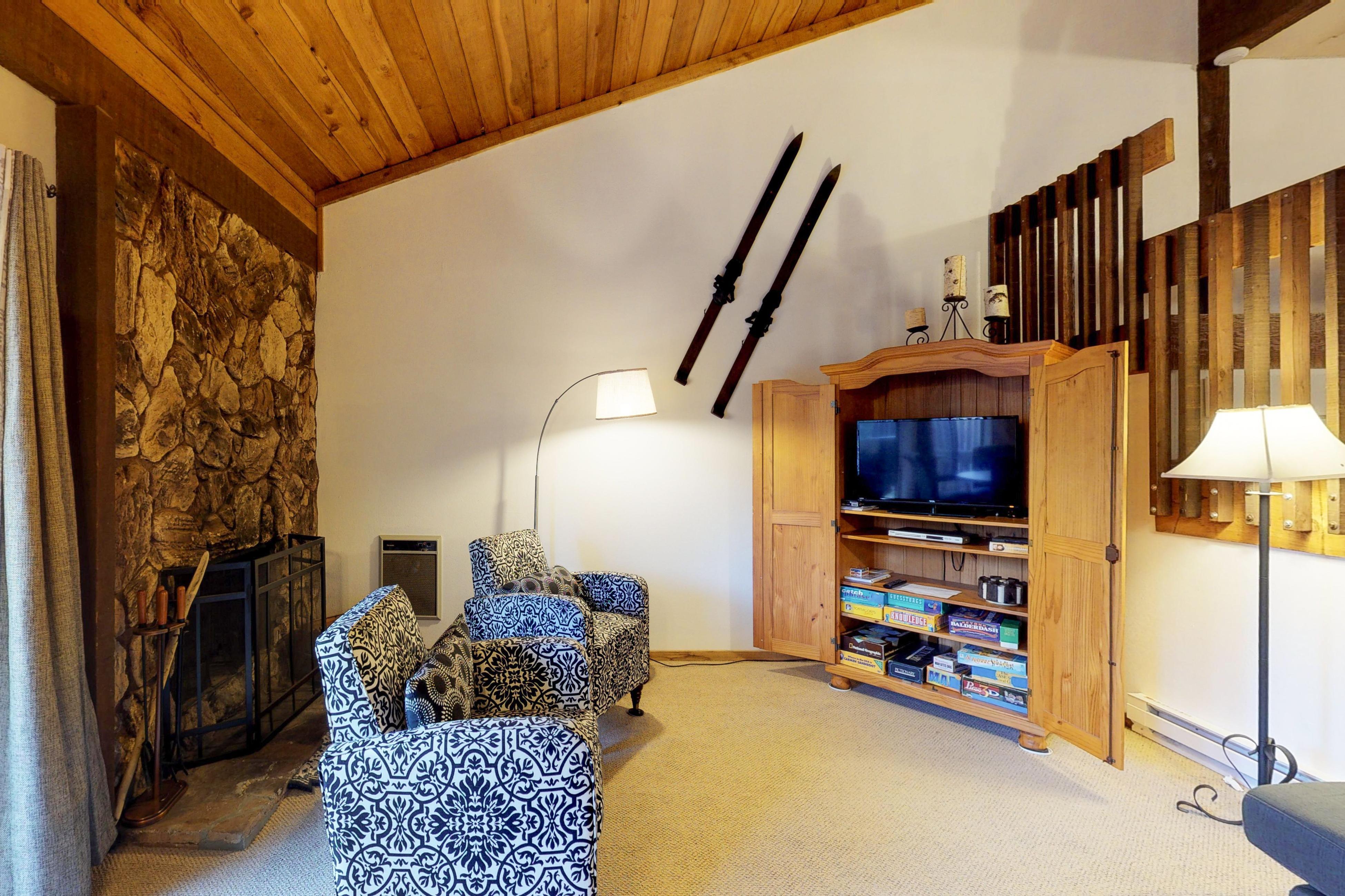 Huntington Lake Condo 12 4