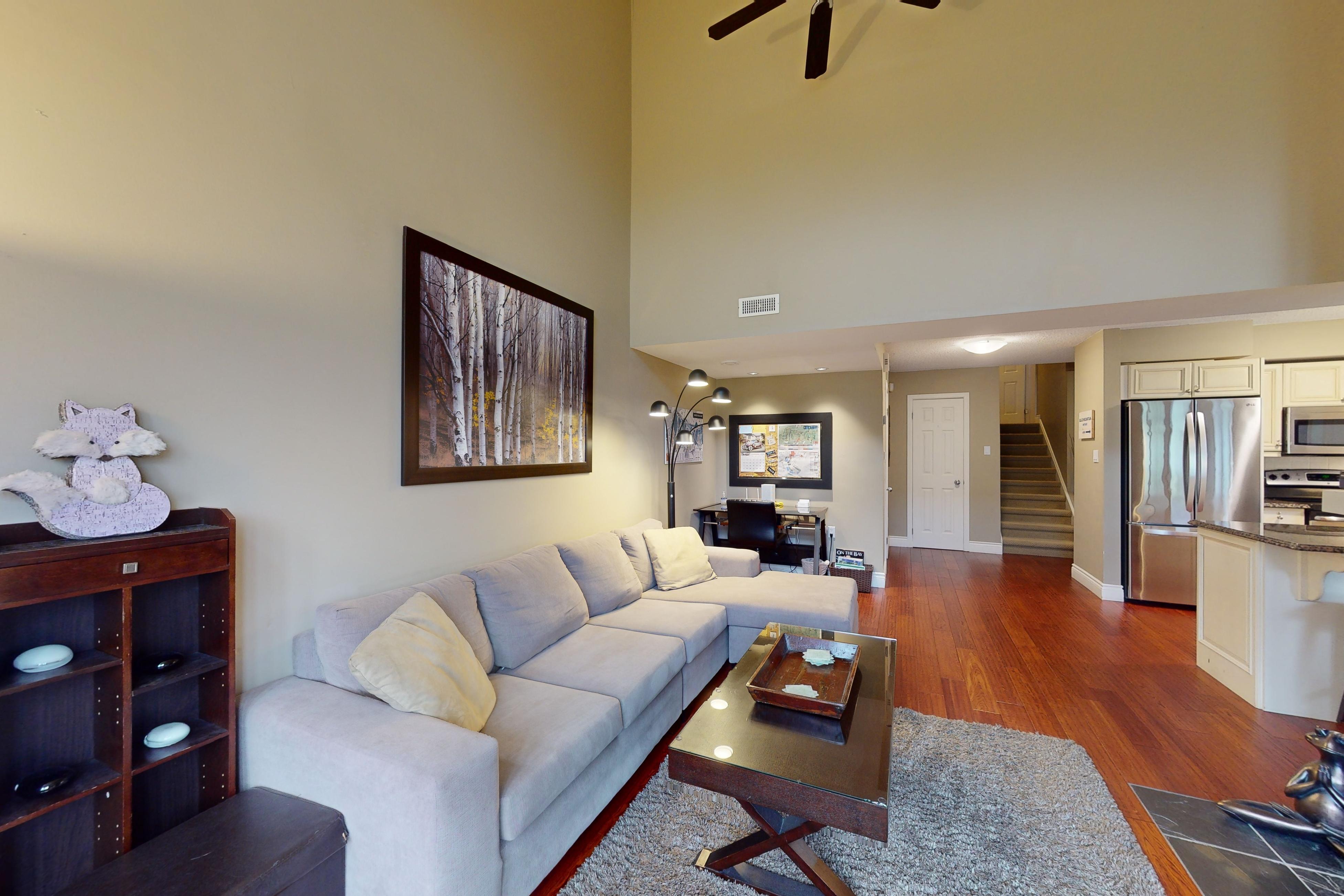 Chateau Ridge 201 | Photo 2