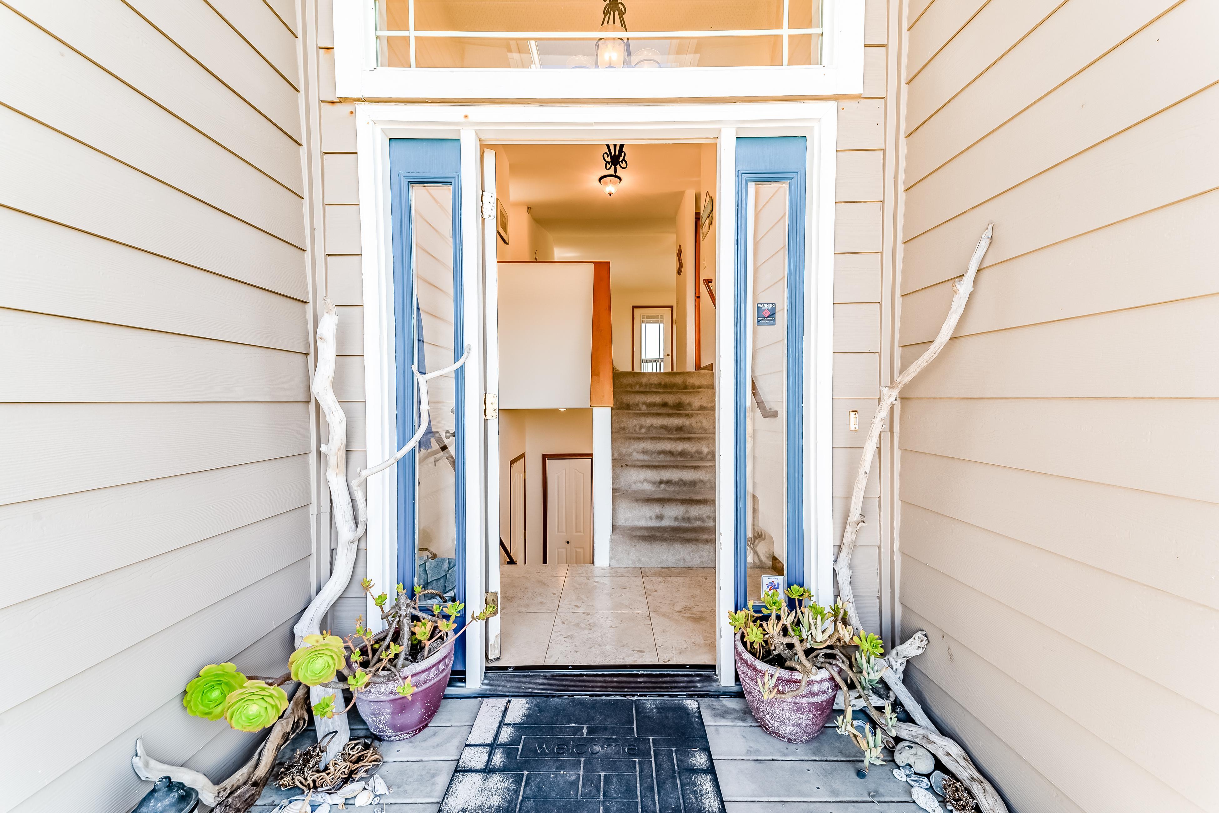 Crescent City Beach House 5