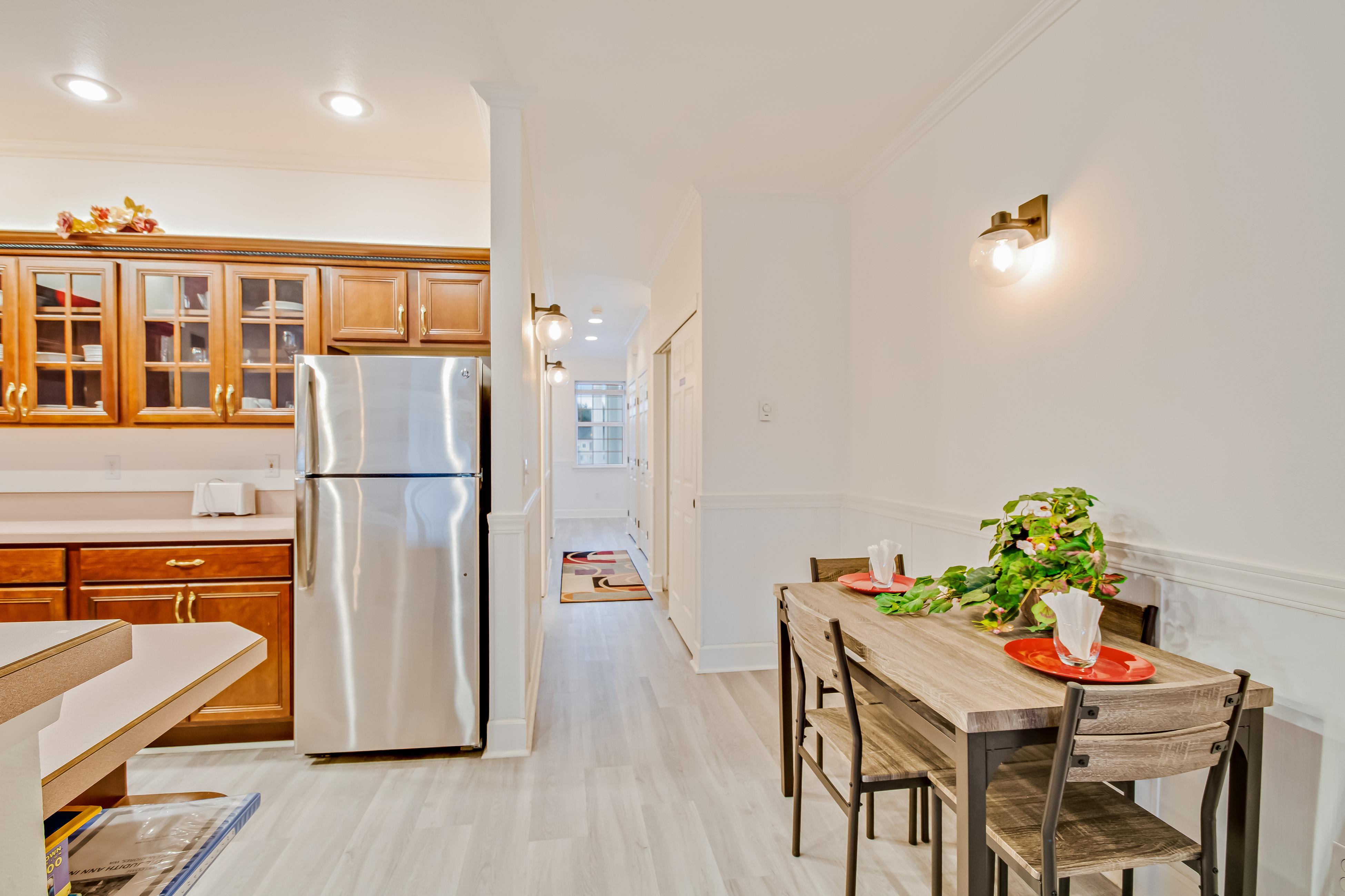 The Charleston at the Judith Ann Inn 5