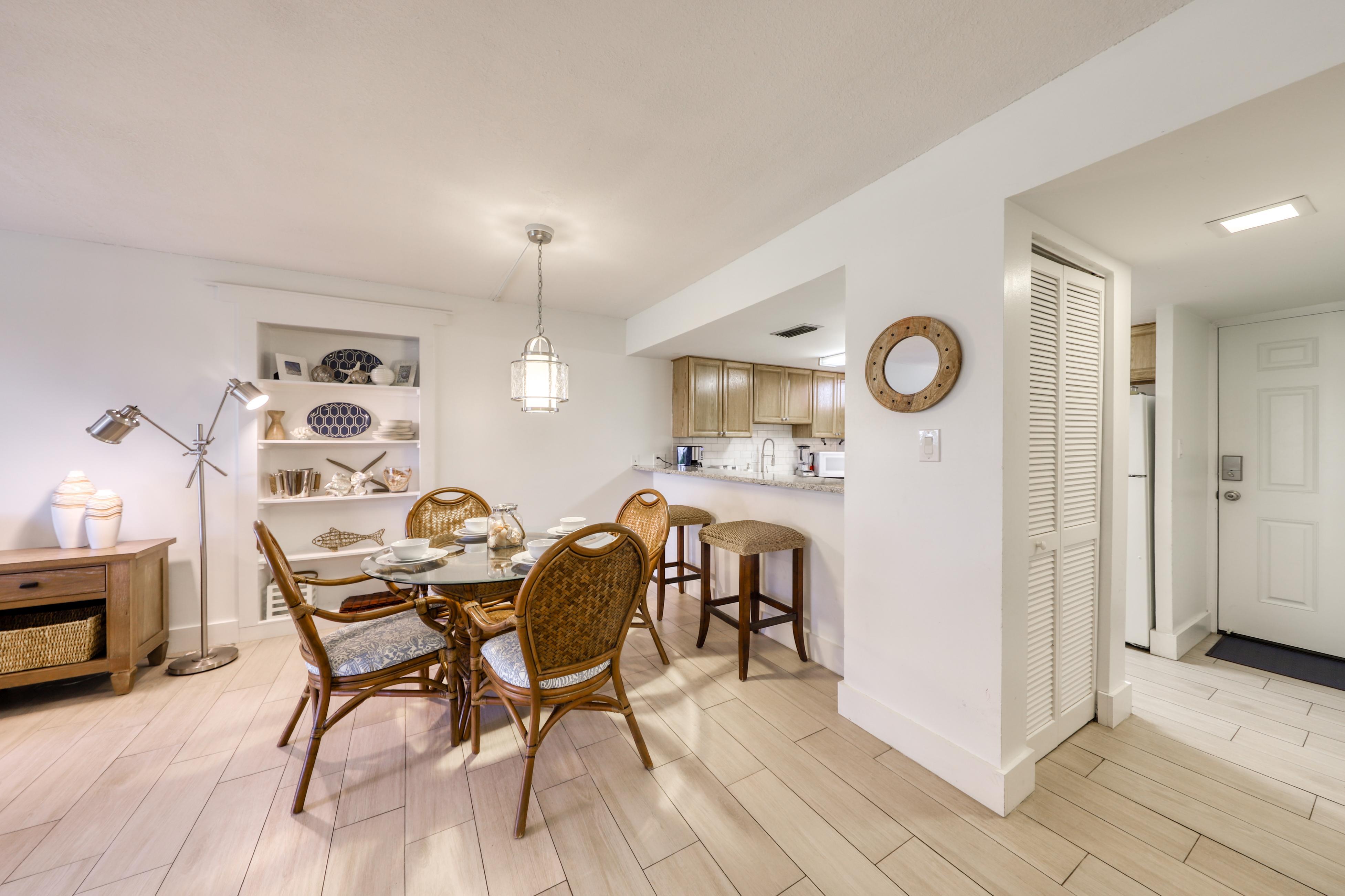 Coquina A101: The Beachcomber 4