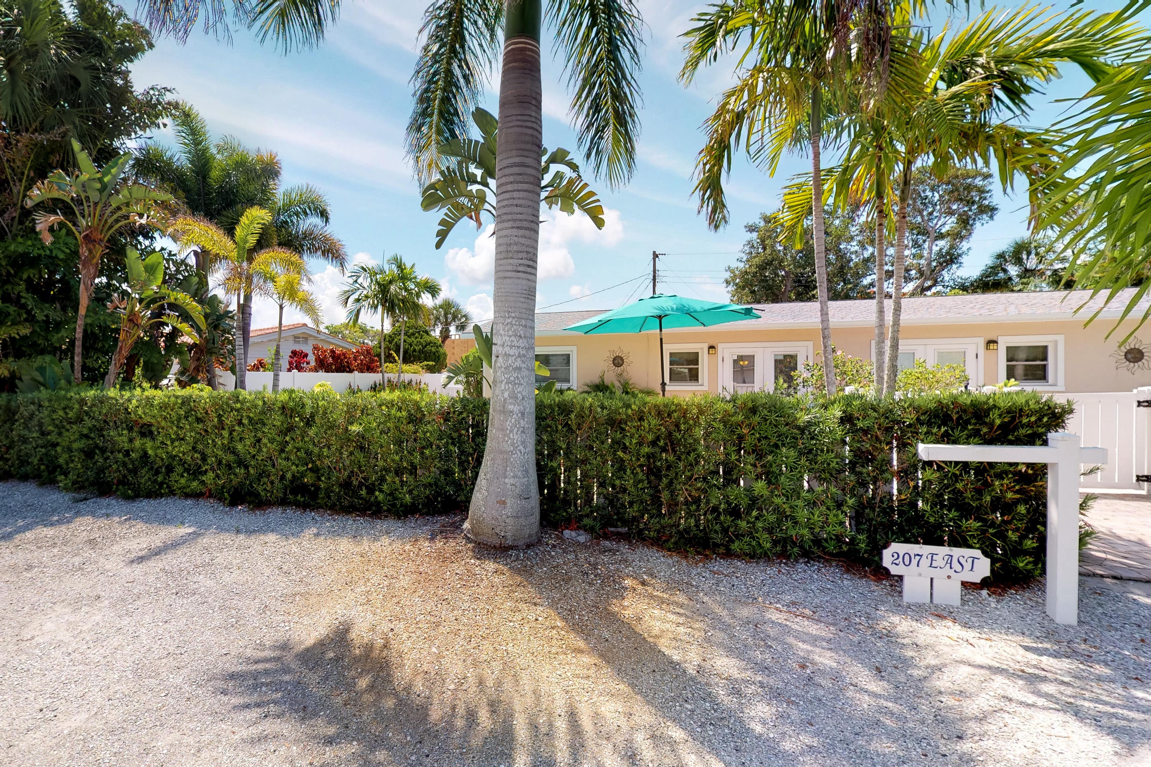 Blue Wave Villa East 4