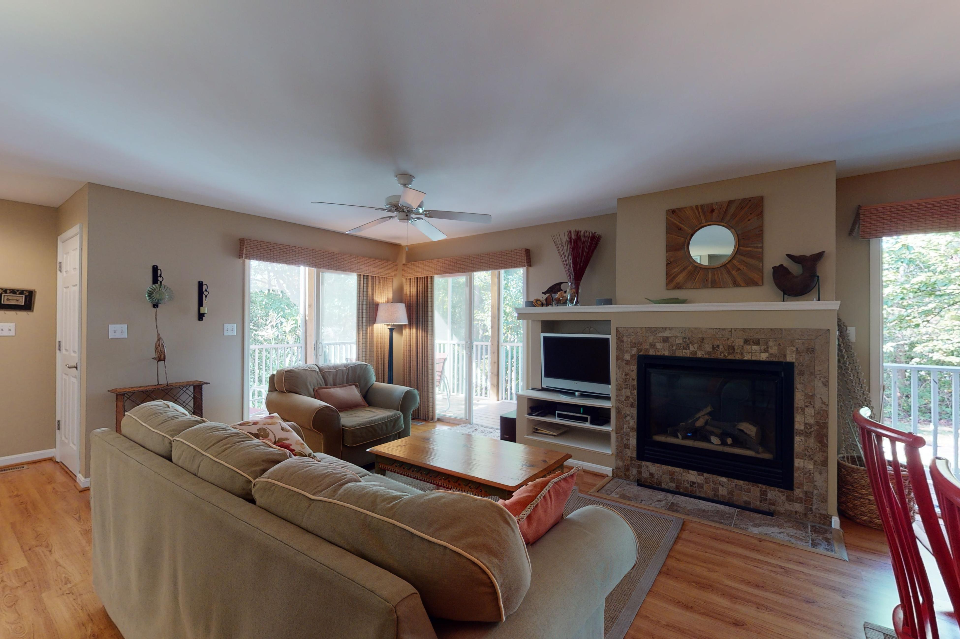 Sea Colony - 56064 Pinewood Dr