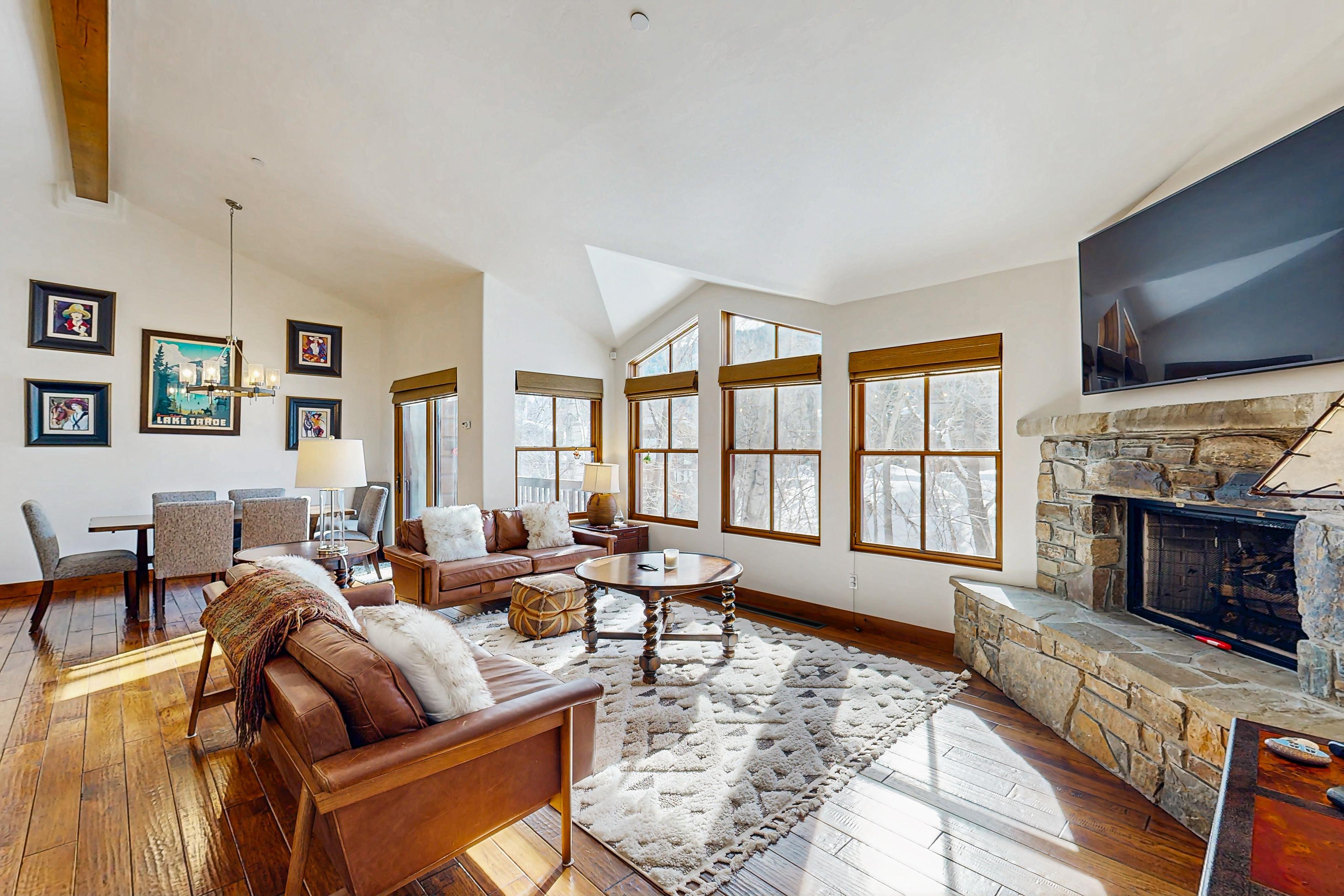 Luxury Mountain Townhome | Photo 1