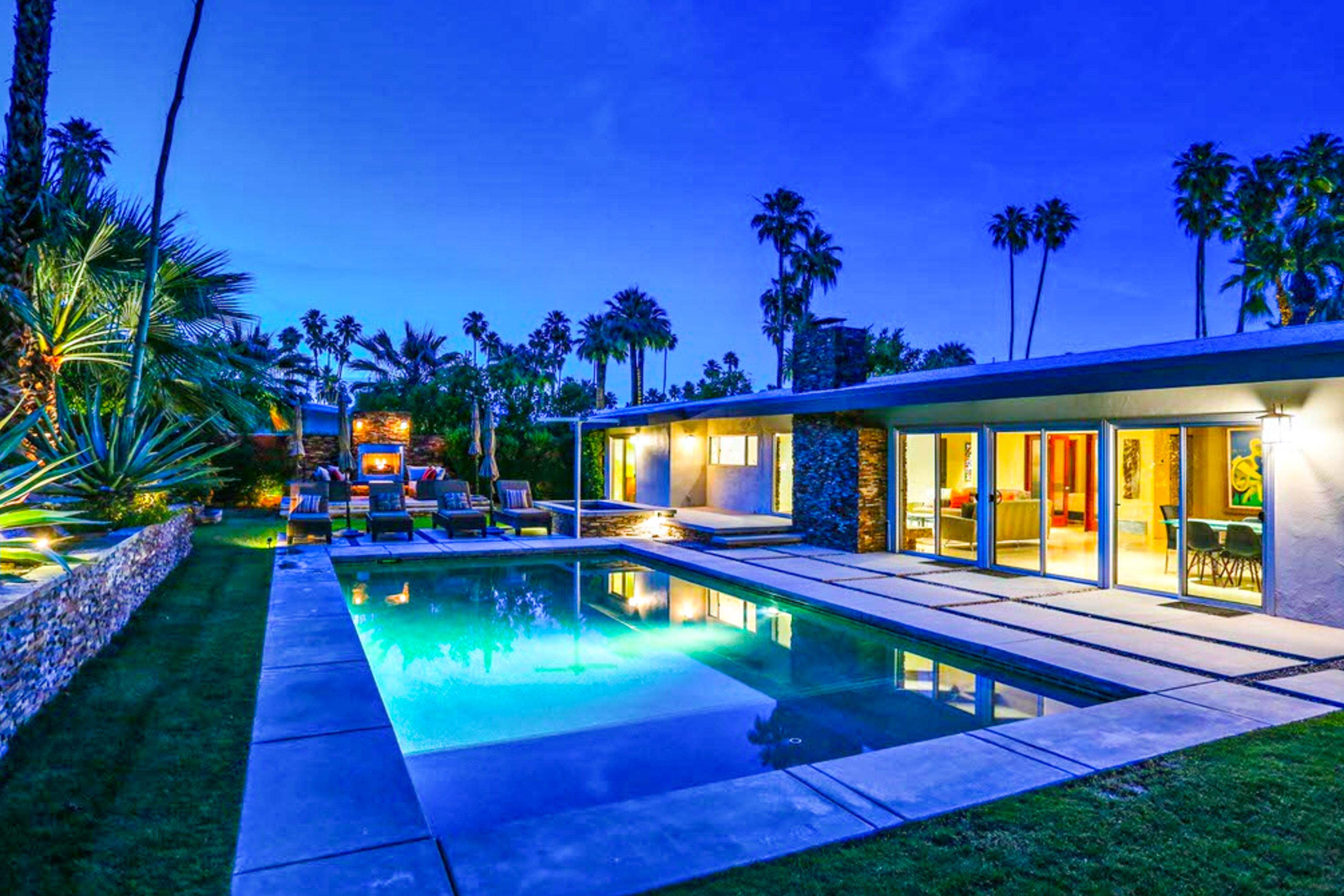 Palm Springs Luxury Retreat