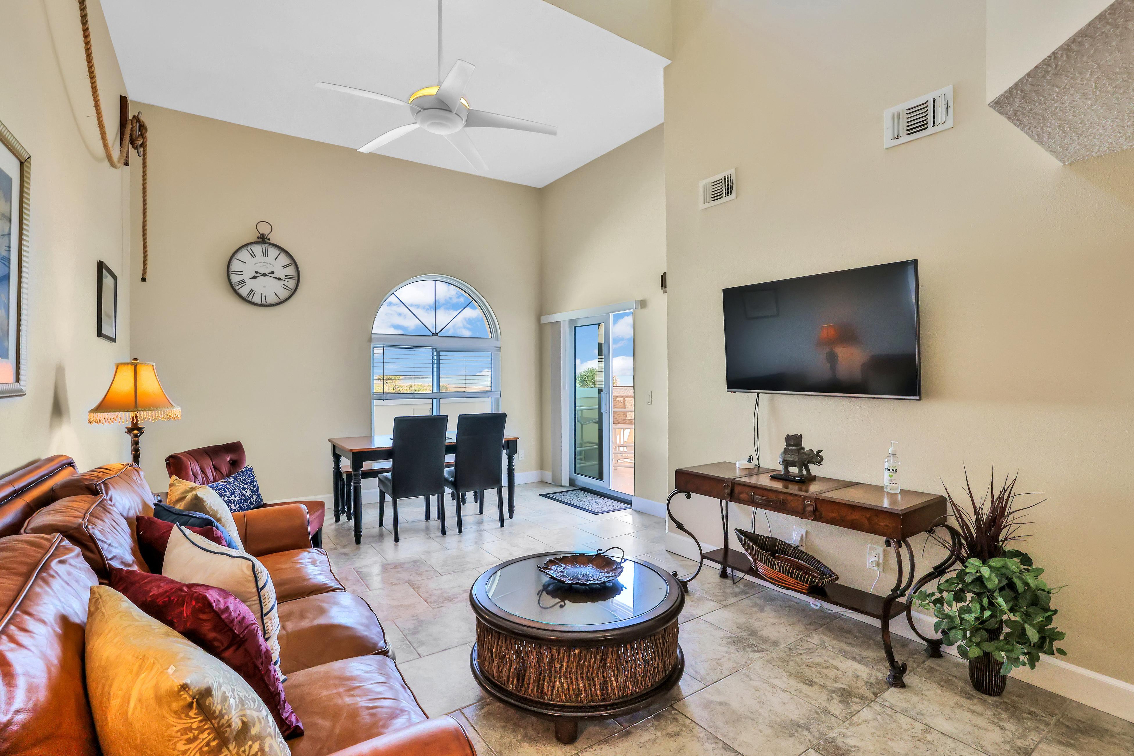 Beachfront Penthouse Getaway 2