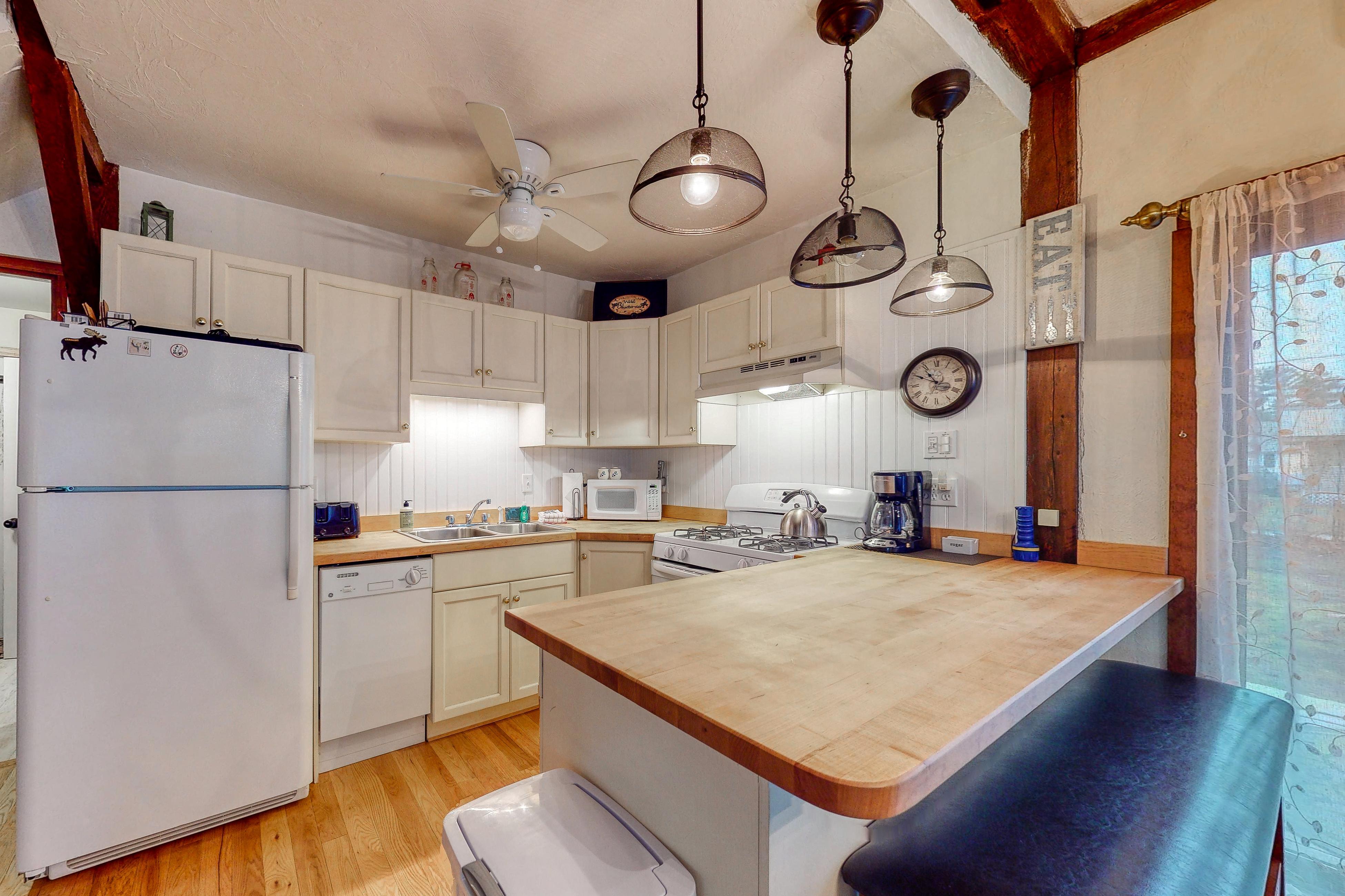 White Mountain Farmhouse 6