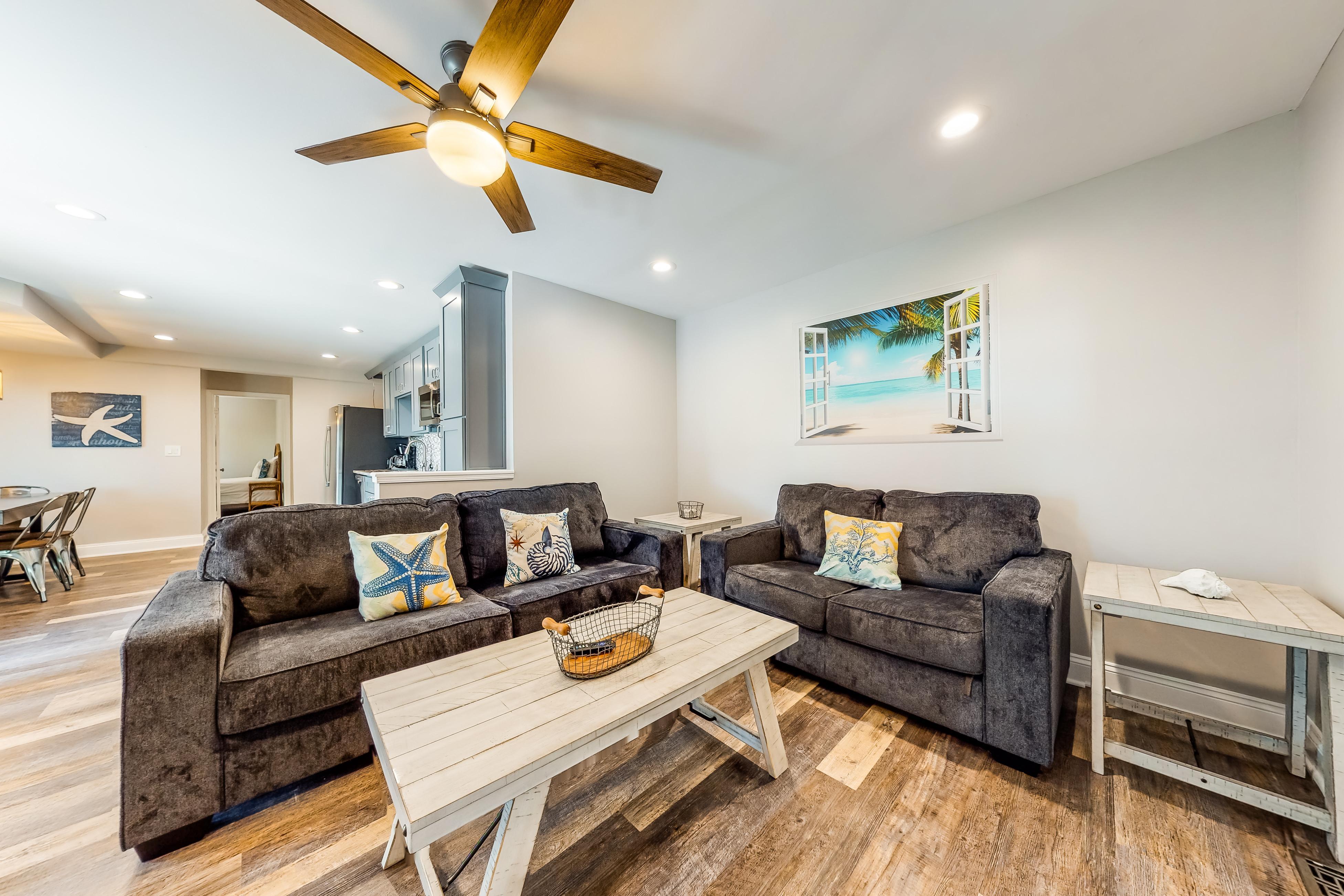 La Vista Bay 112 on 75th St Upper and Lower Combo -C,D