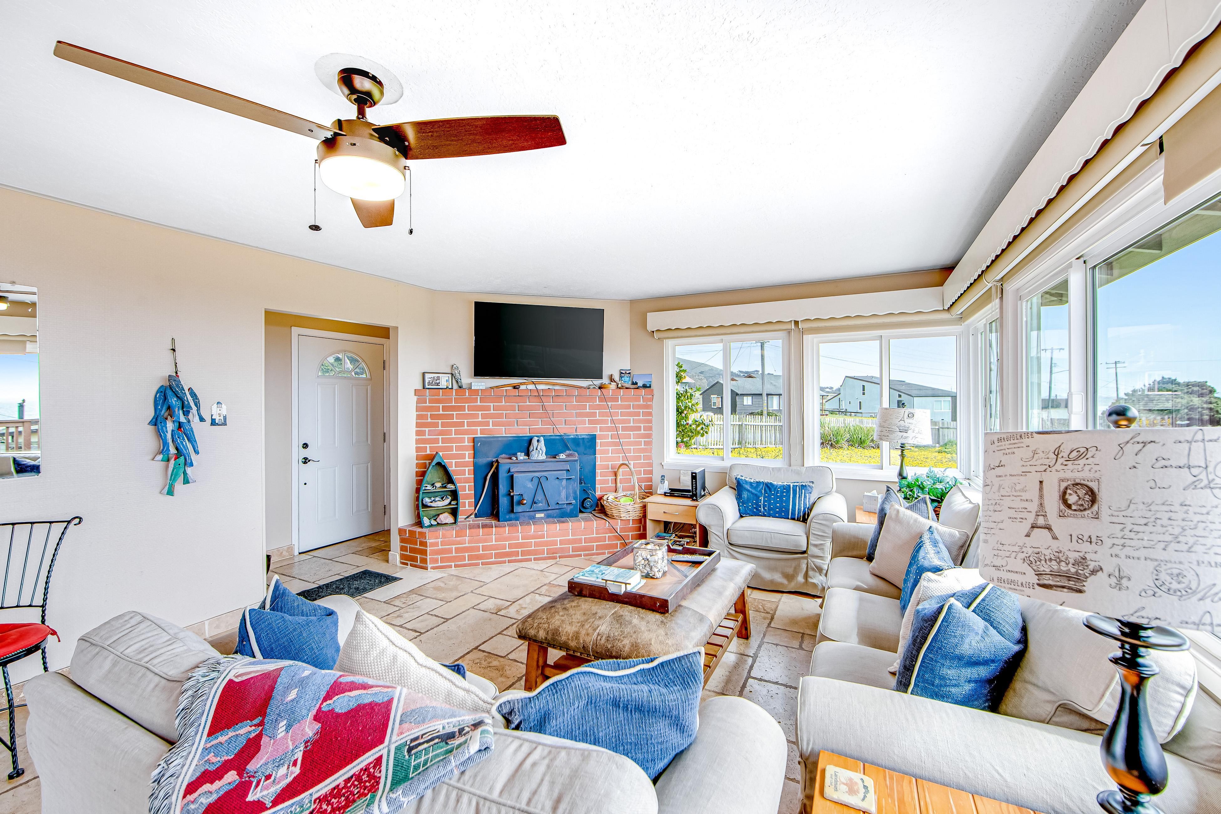 Cozy Carmet Cottage 5