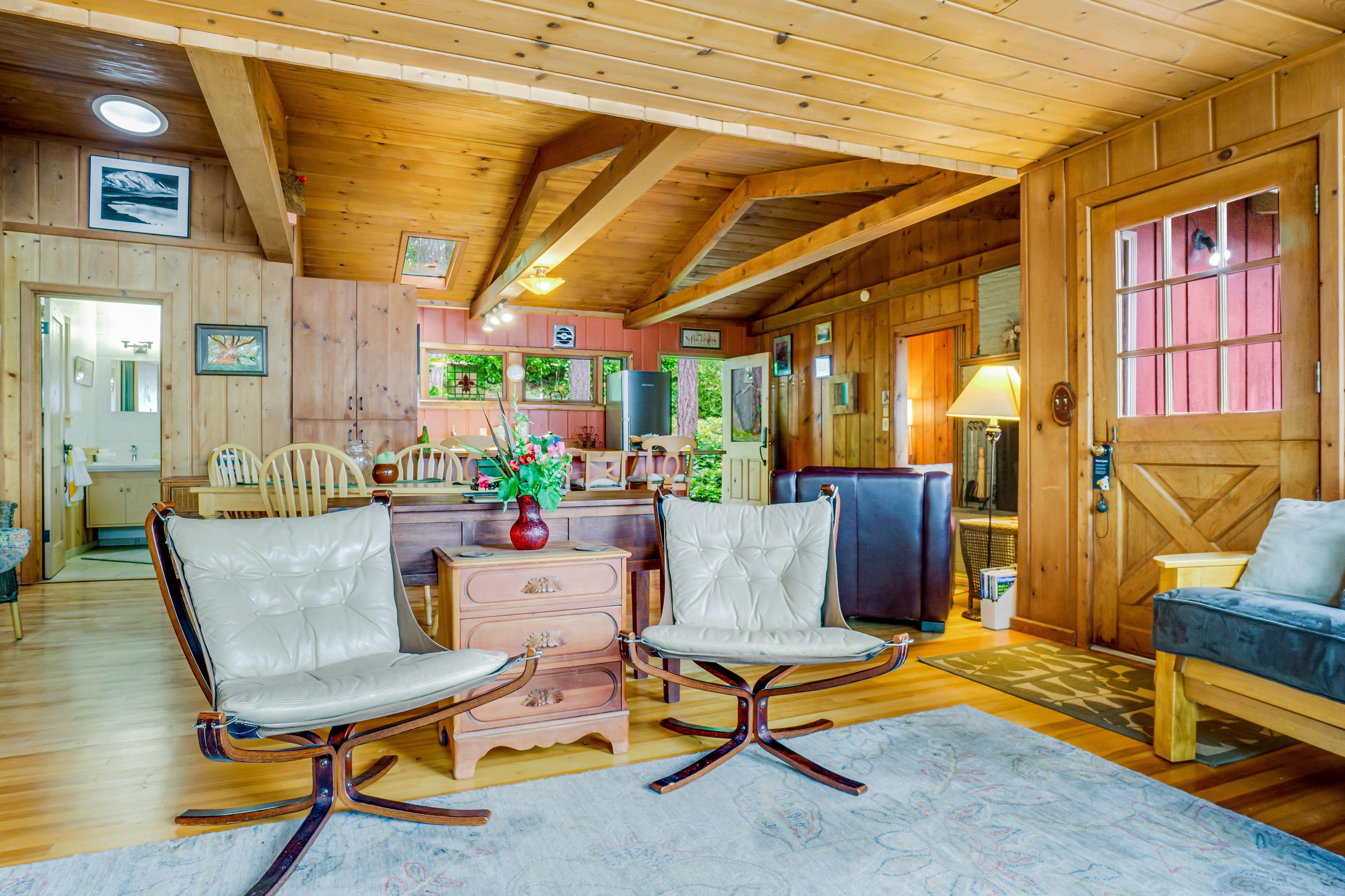 Sunny Bay Beach House 5