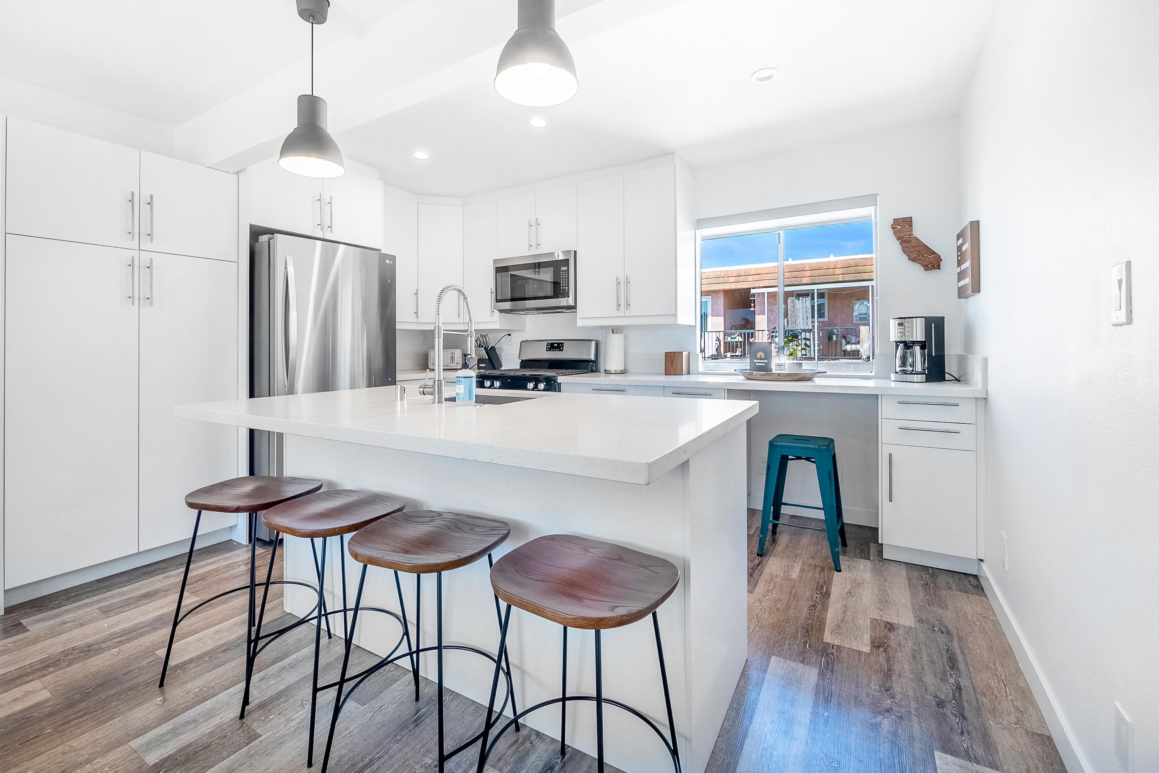 Aloha Amigos Surf Getaway 5