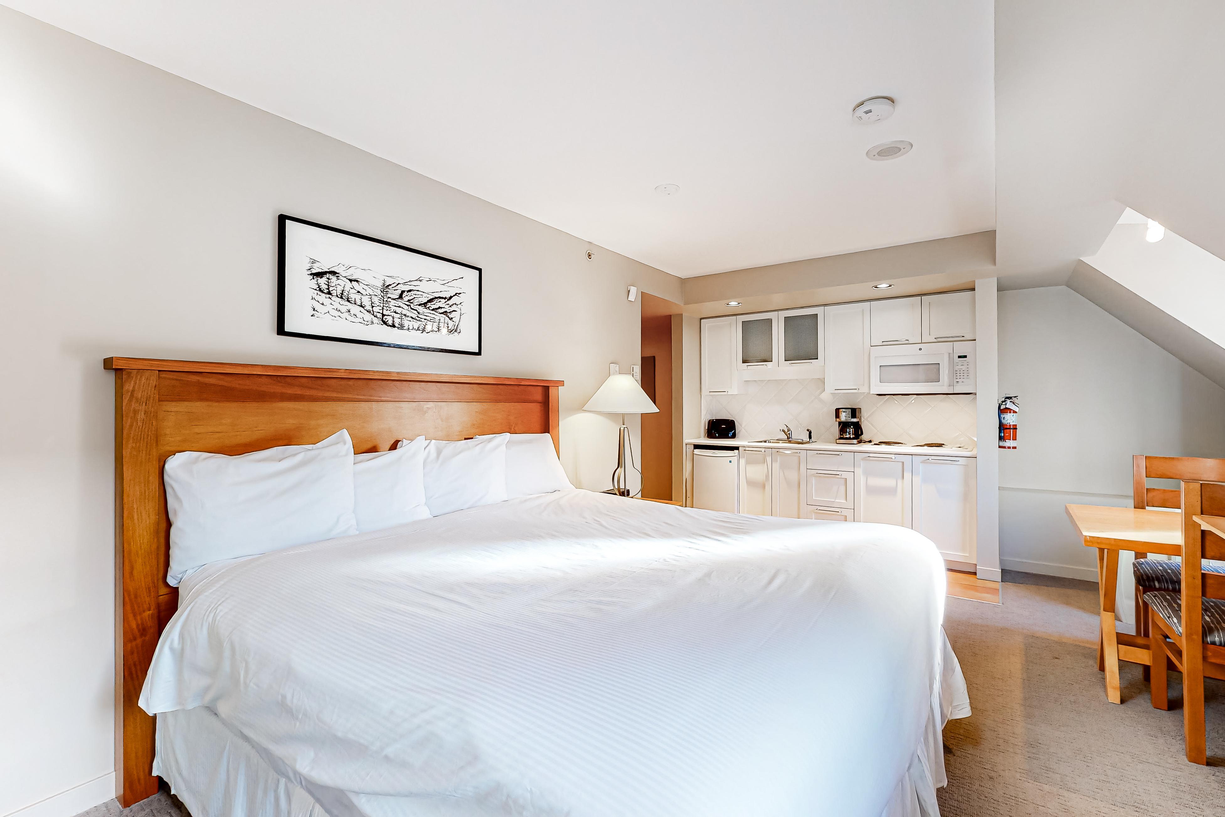 Whistler Peak Lodge 419