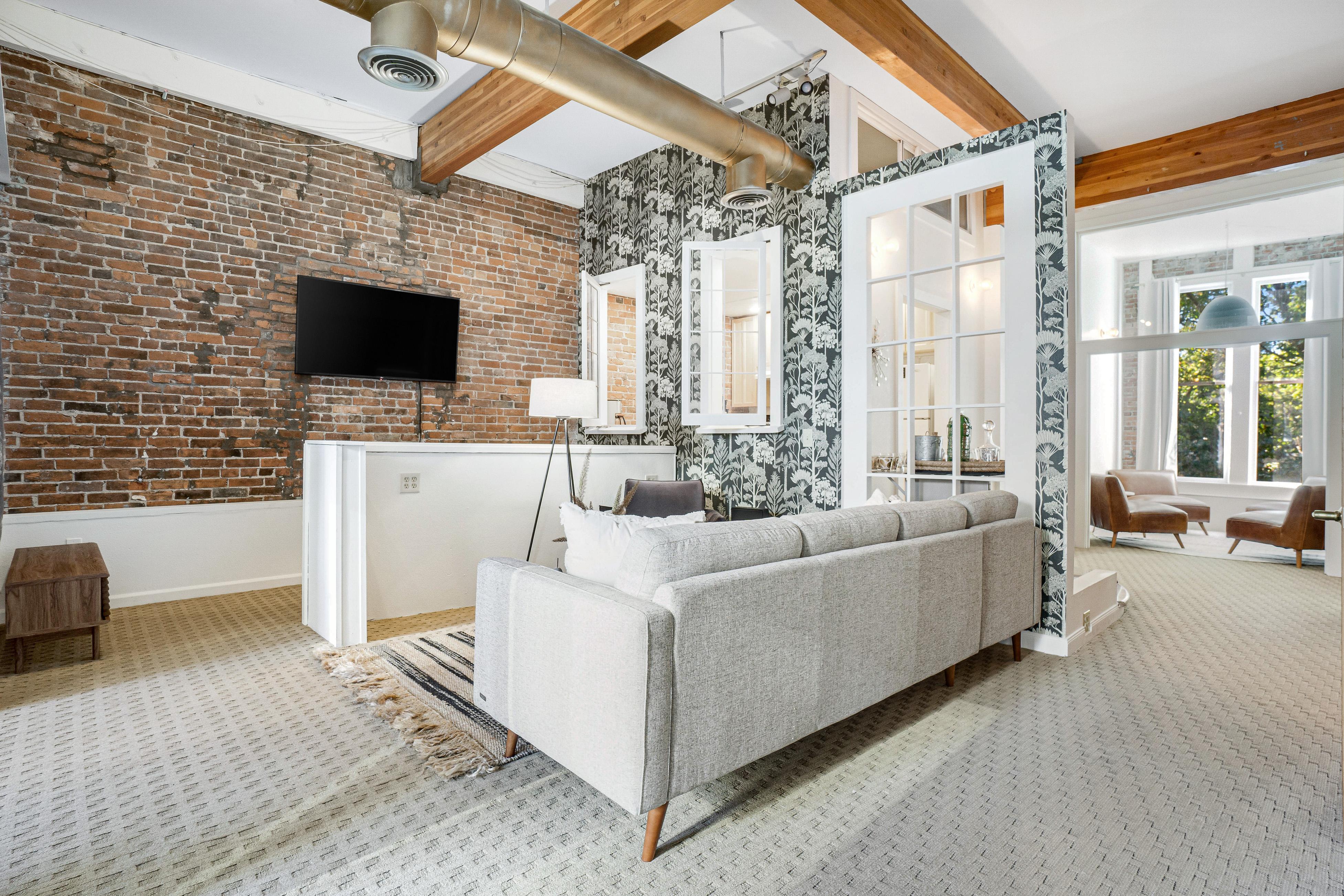 Opulence at The Square 3