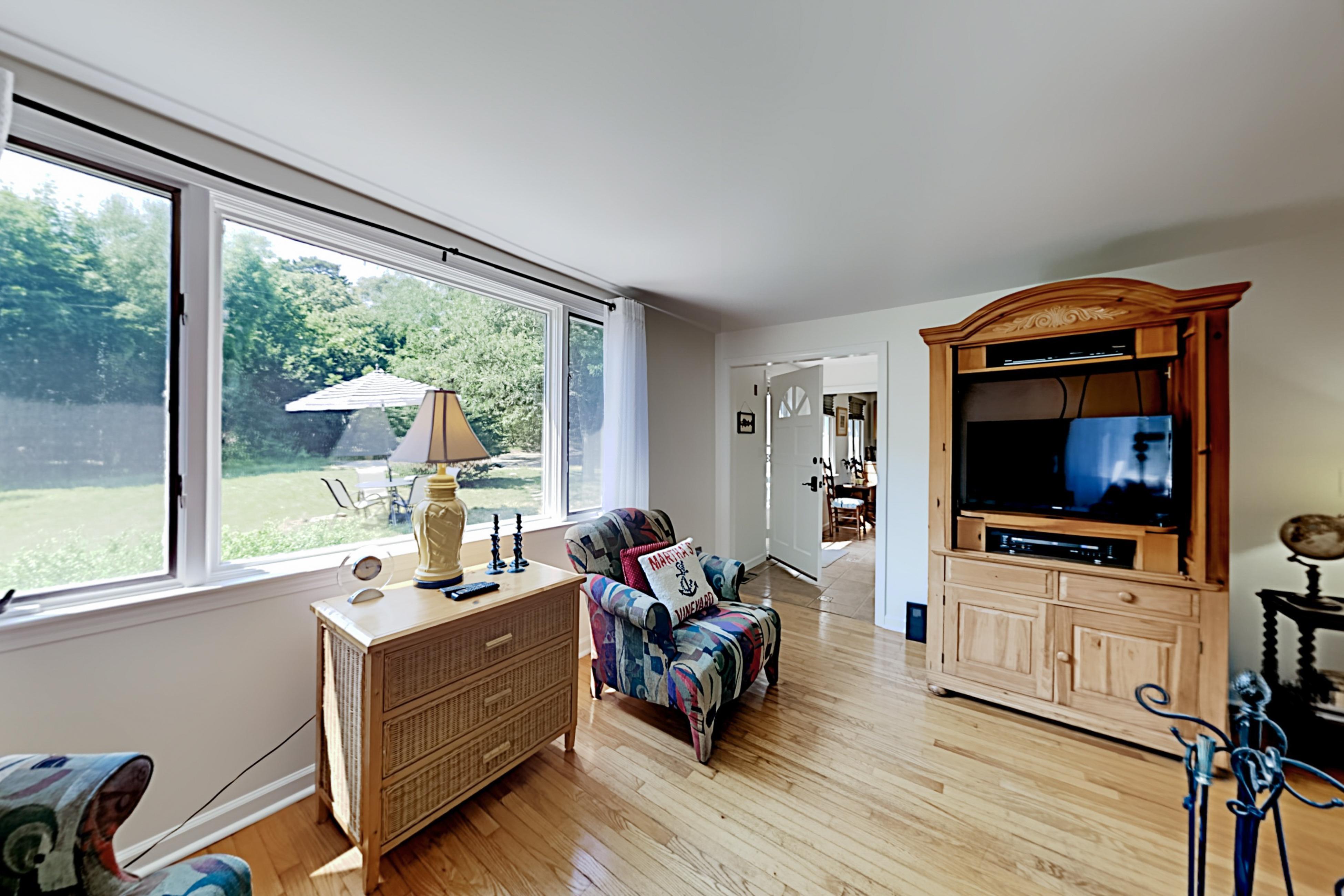 Oak Leaf Cape Cottage 4