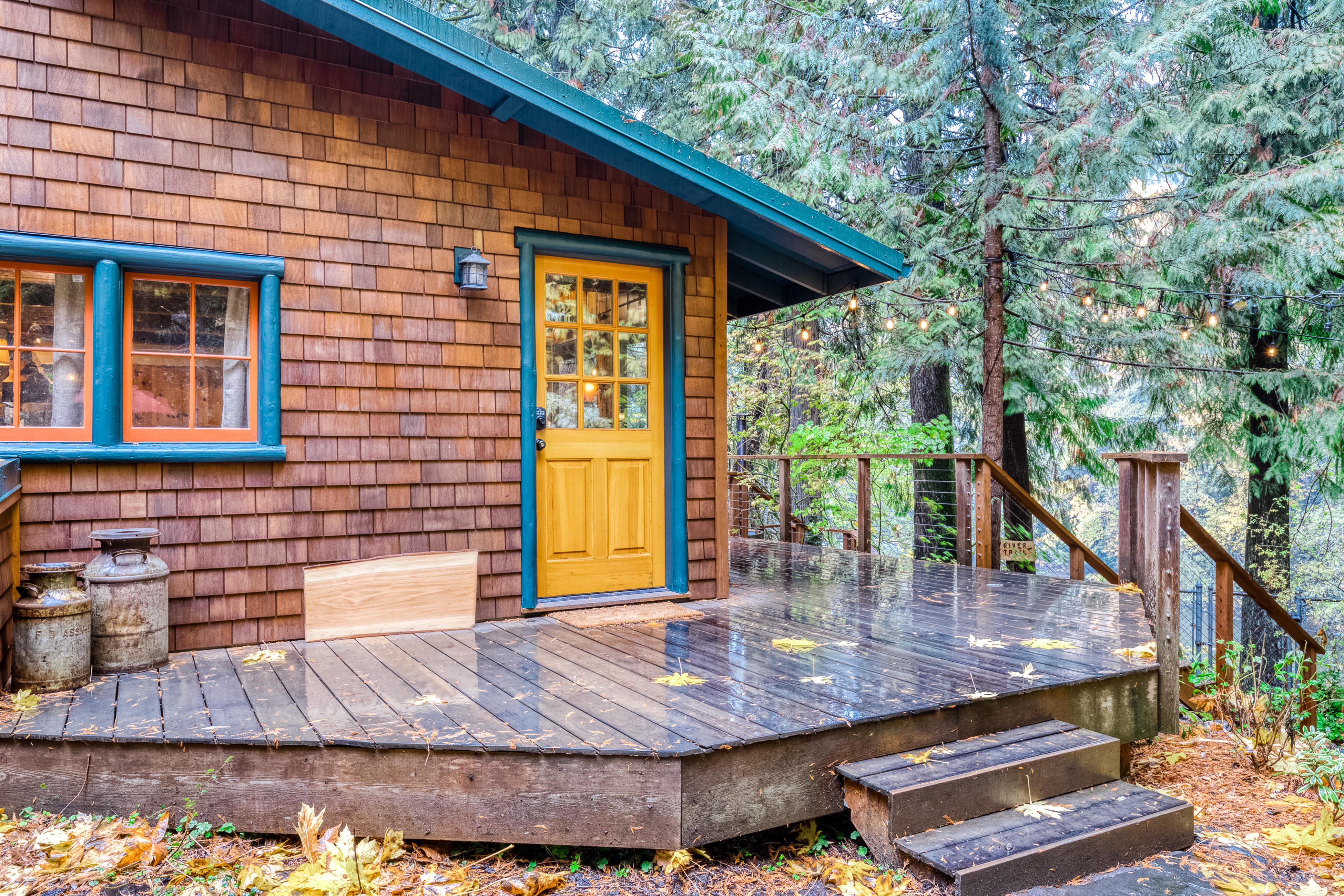 Sandy River Retreat 3