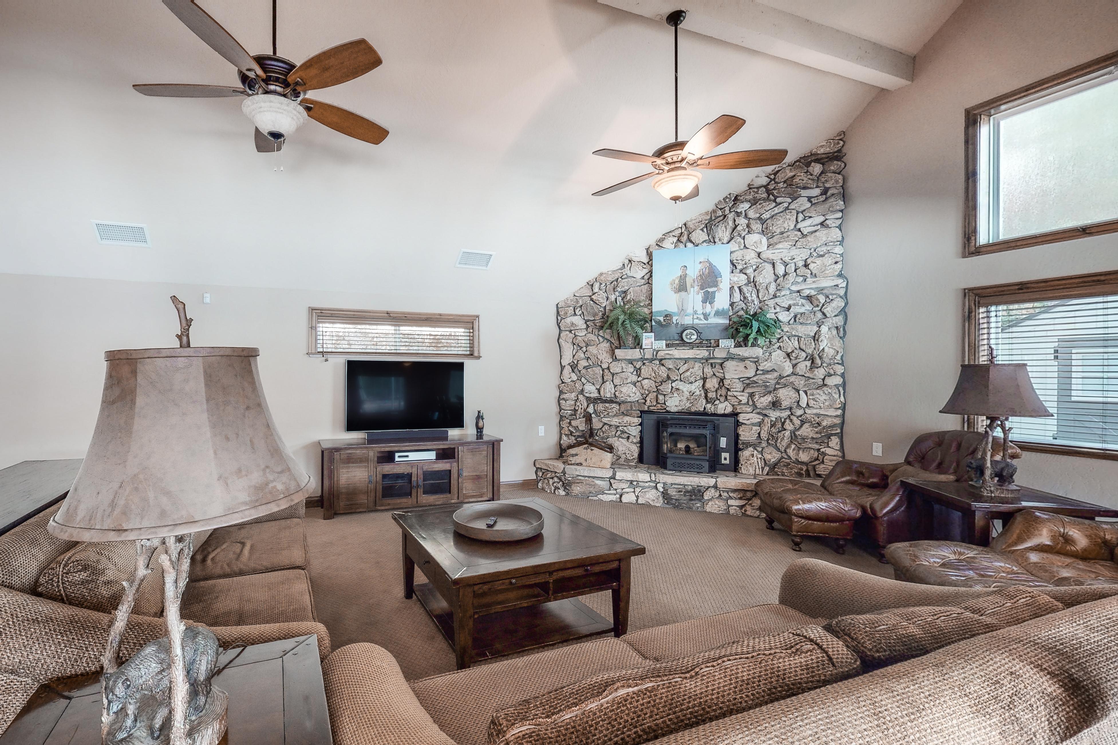 Brickers Lakefront 6