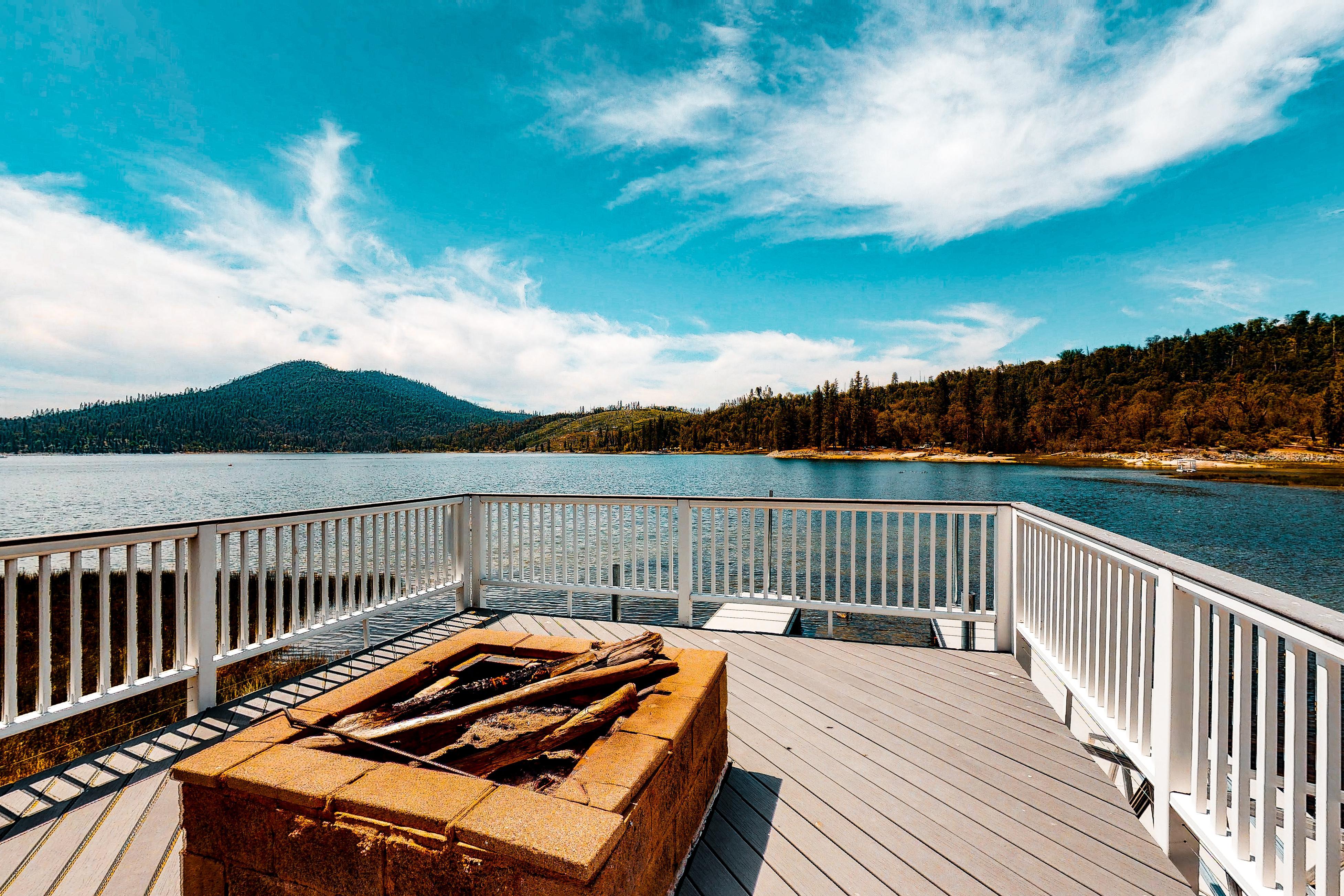 Brickers Lakefront 2