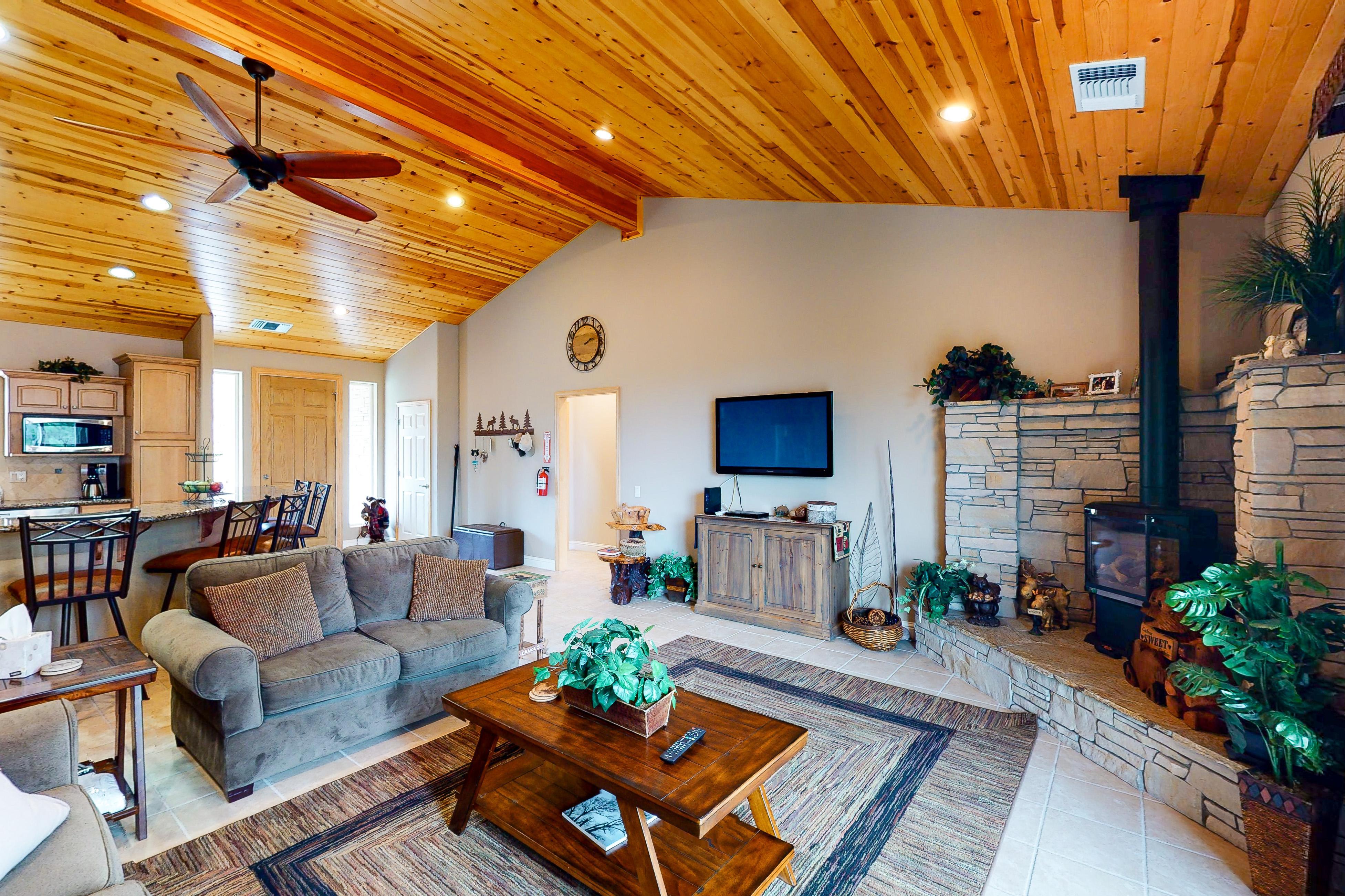 Murray Lake Retreat | Photo 2