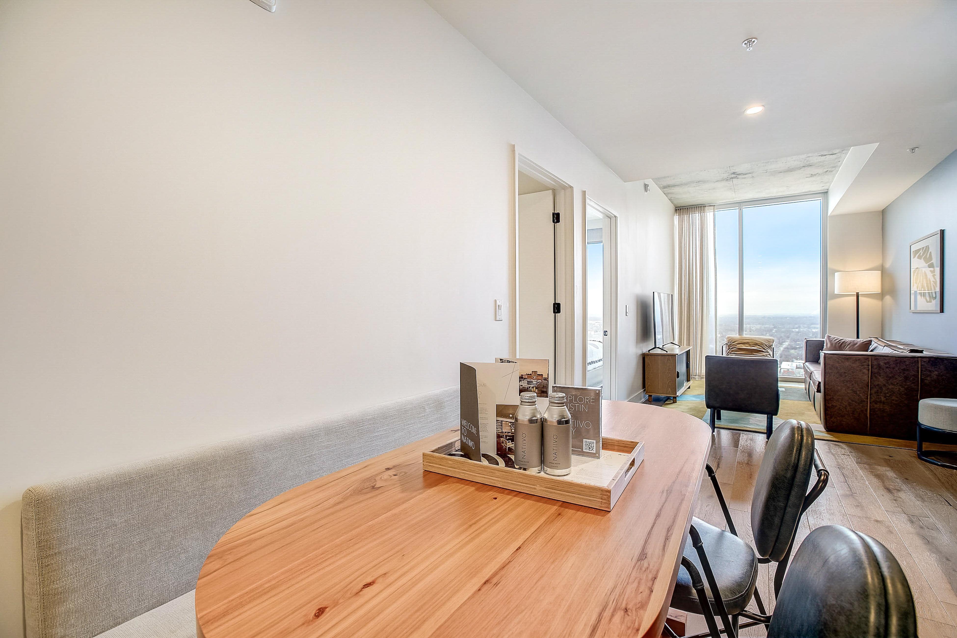 Natiivo Austin Pioneer 6