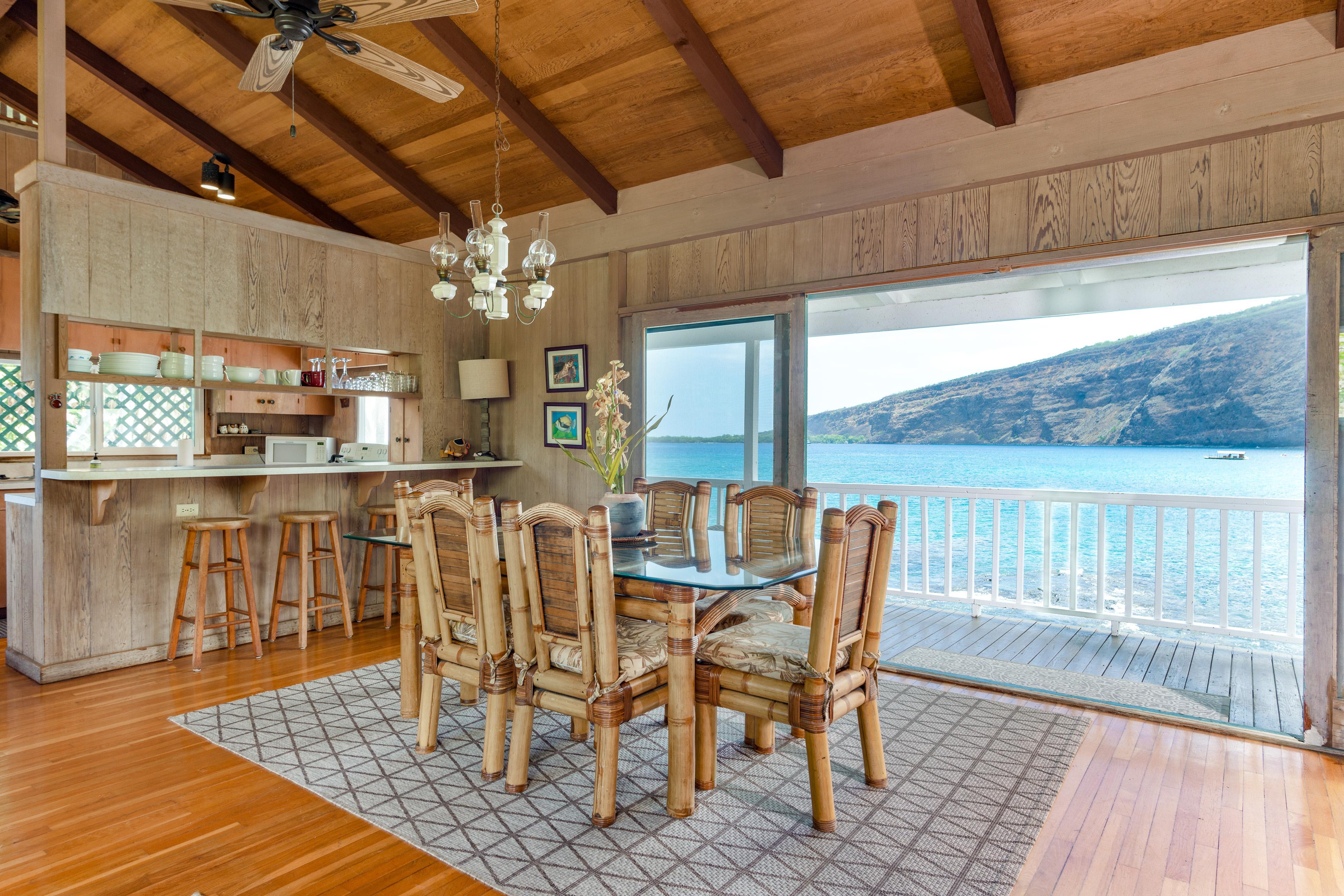 Manini Beach Breath Taker 4