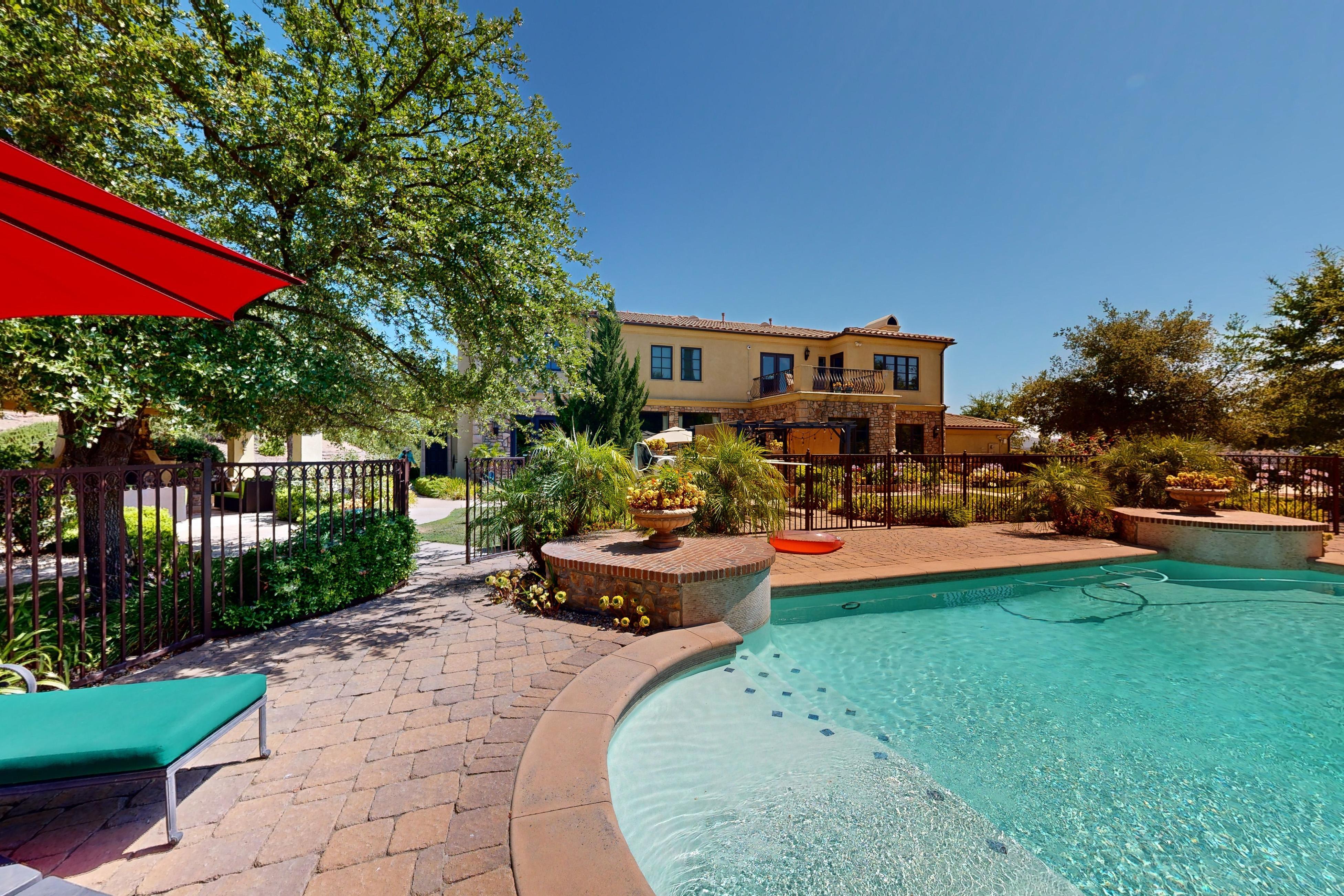 Avenida De Arboles Oasis 4